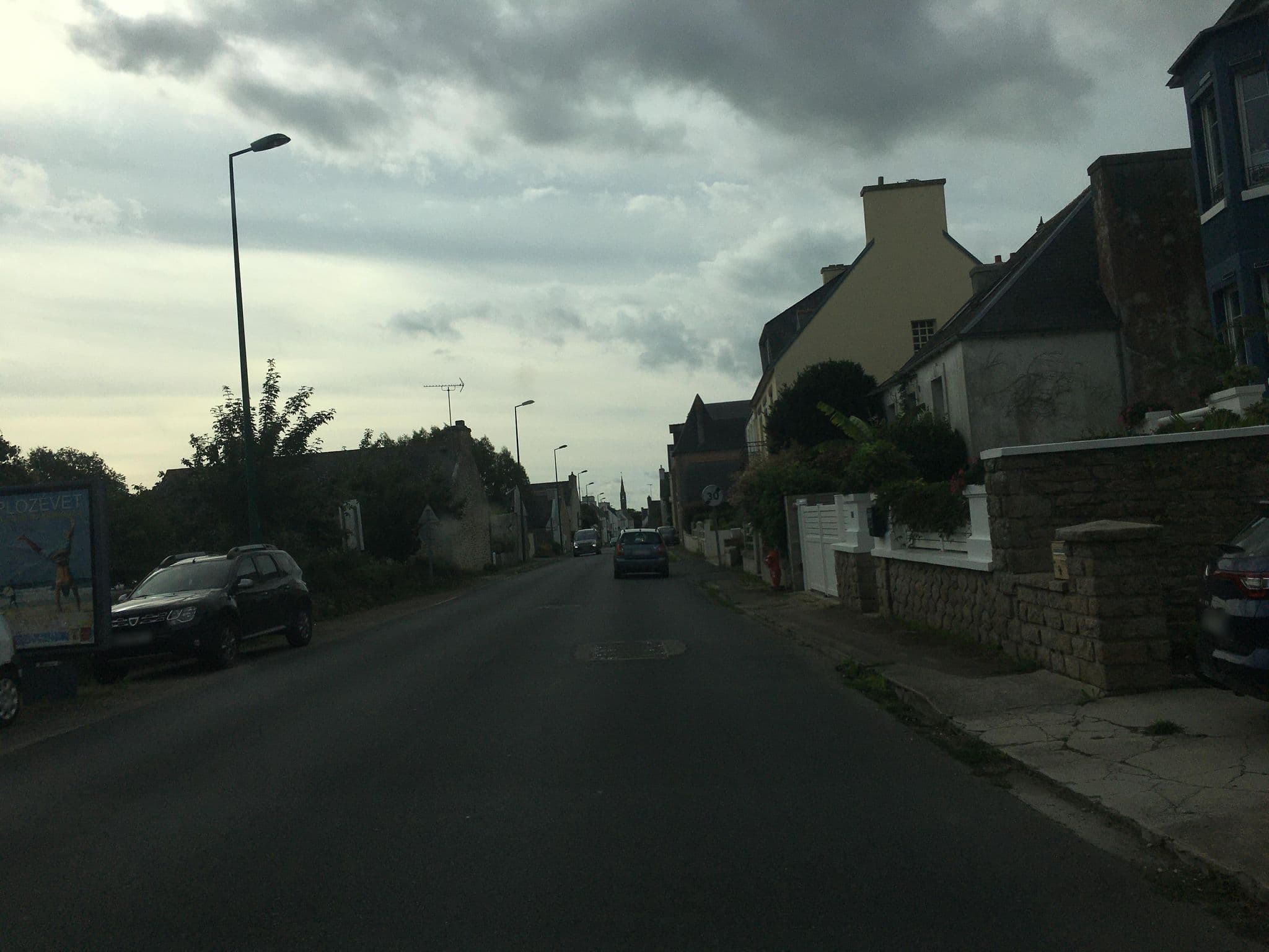 Street view near La Villa Bleue, Plozévet — © raymond (CC BY-SA · Mapillary)