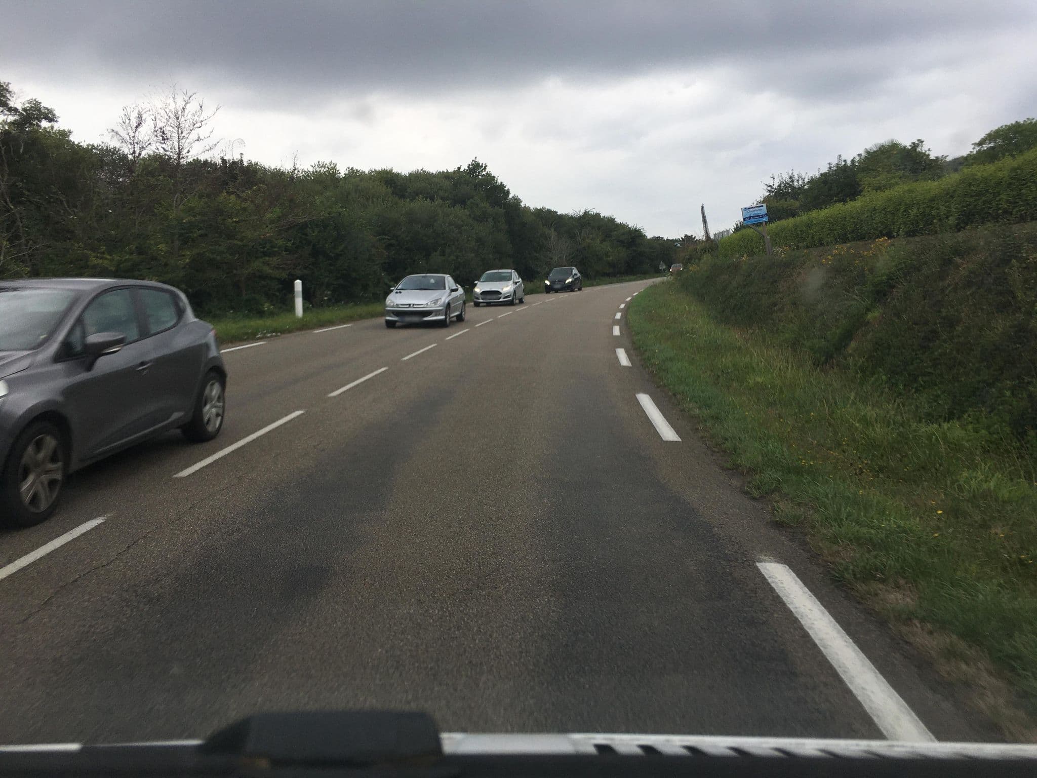 Street view near Les Terrasses du Ris, Douarnenez — © raymond (CC BY-SA · Mapillary)