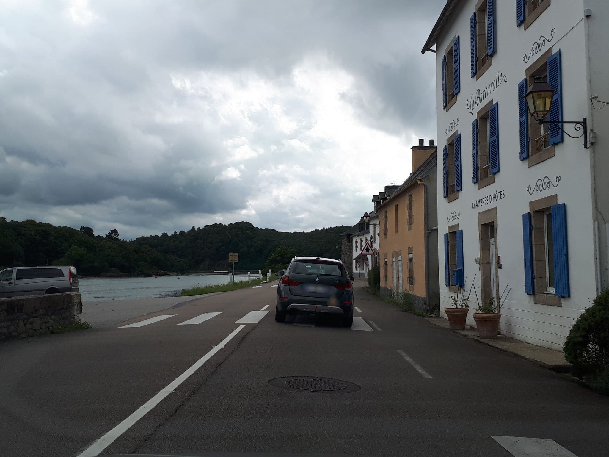 Street view near La Barcarolle, Plouezoc'h — © quicky (CC BY-SA · Mapillary)