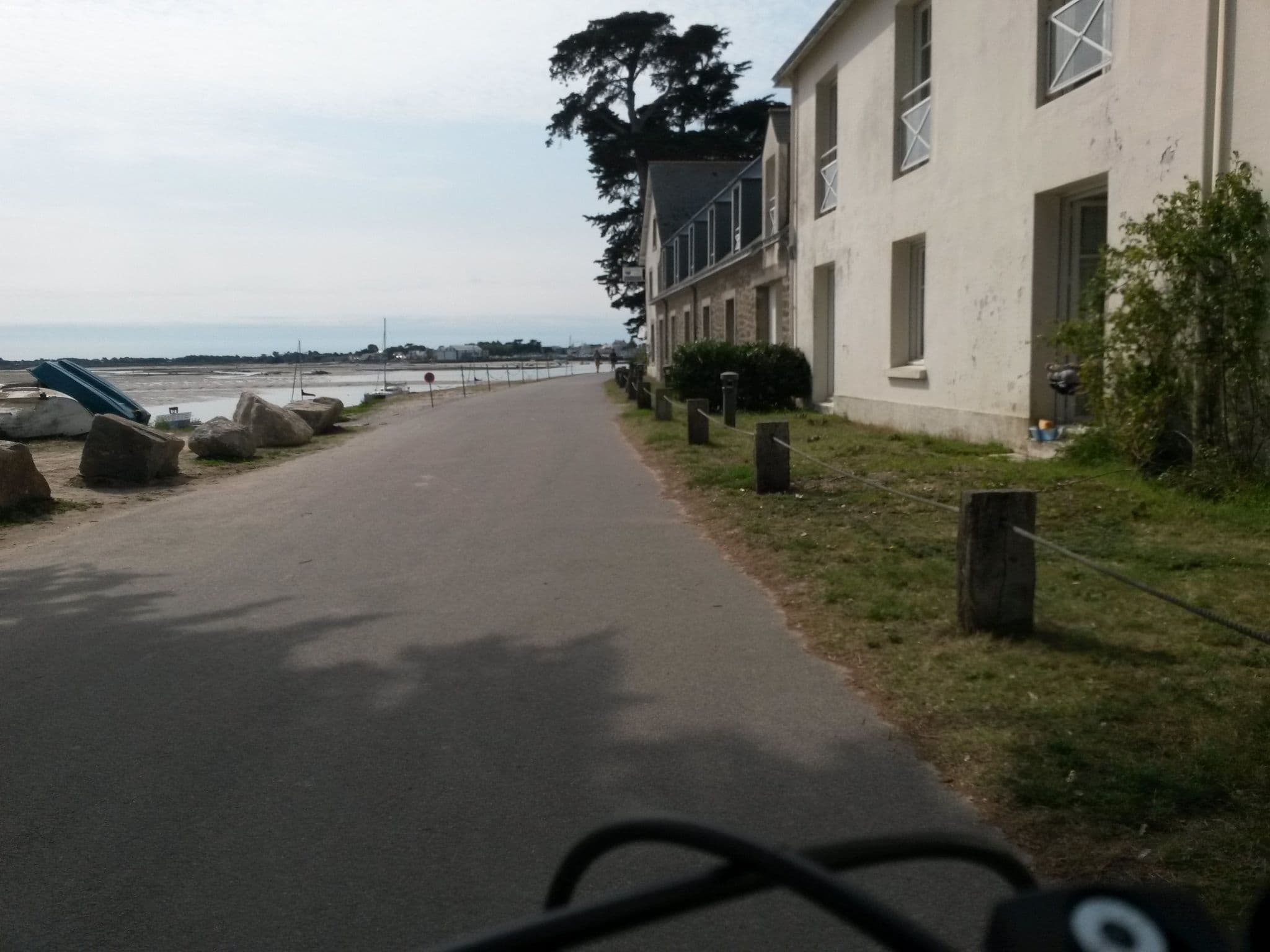 Street view near Logis de Pen Bron, Le Croisic — © rausk (CC BY-SA · Mapillary)