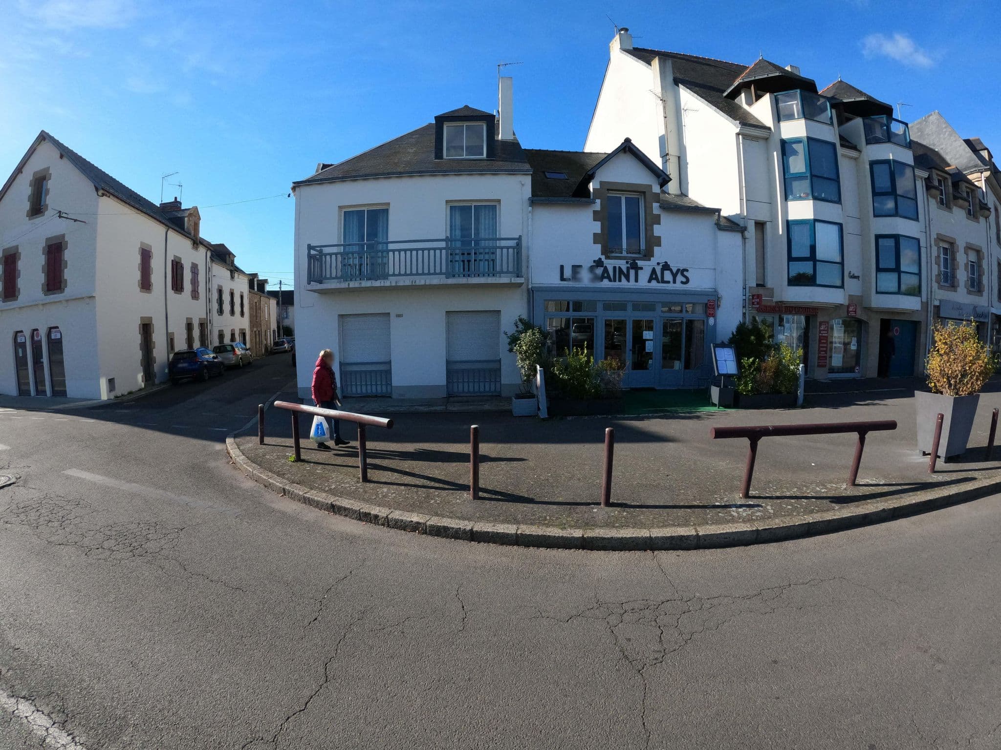 Street view near Quai Hervé Rielle, Le Croisic — © stephanep (CC BY-SA · Mapillary)