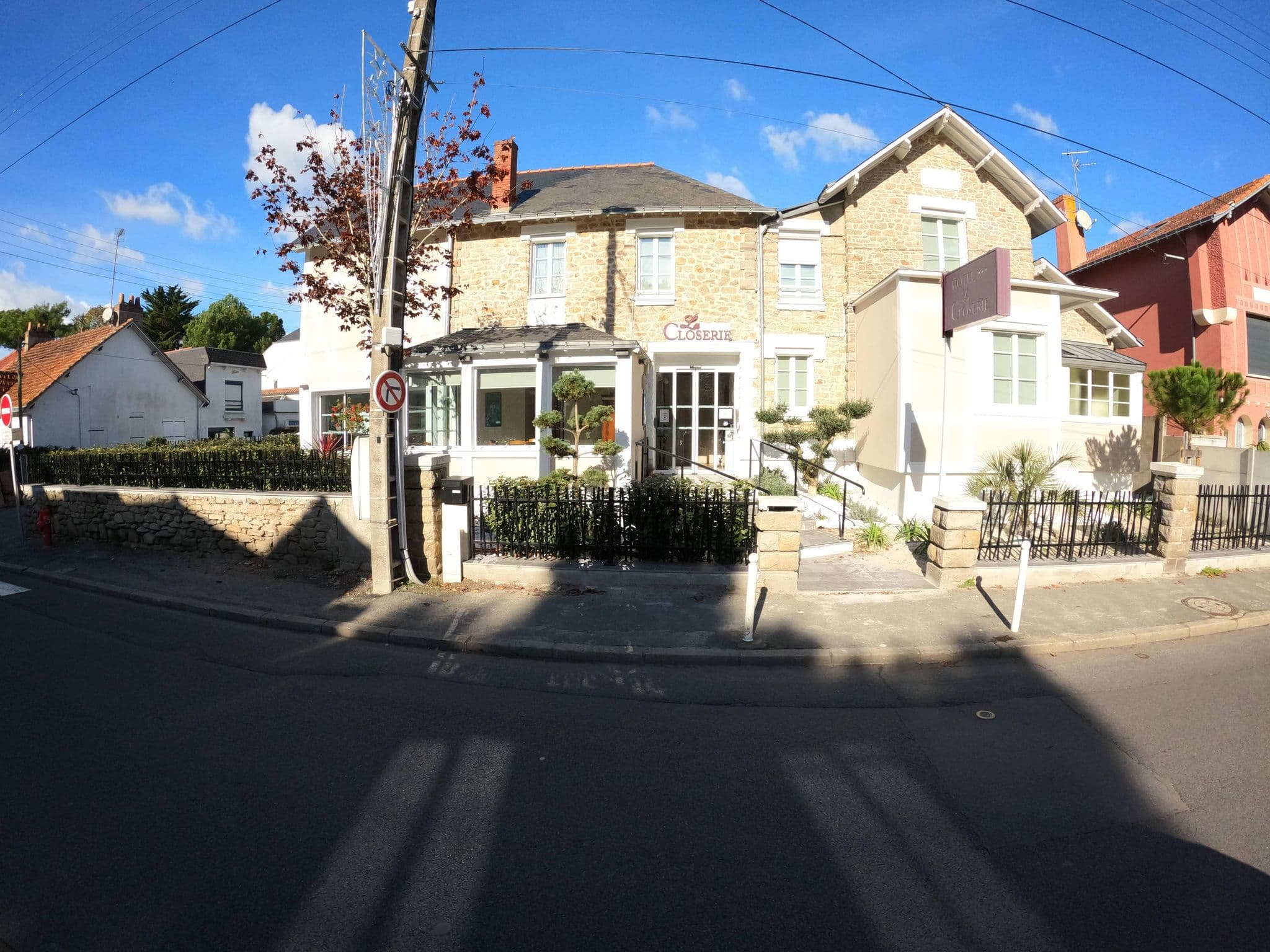 Street view near Jaffre, Le Pouliguen — © stephanep (CC BY-SA · Mapillary)