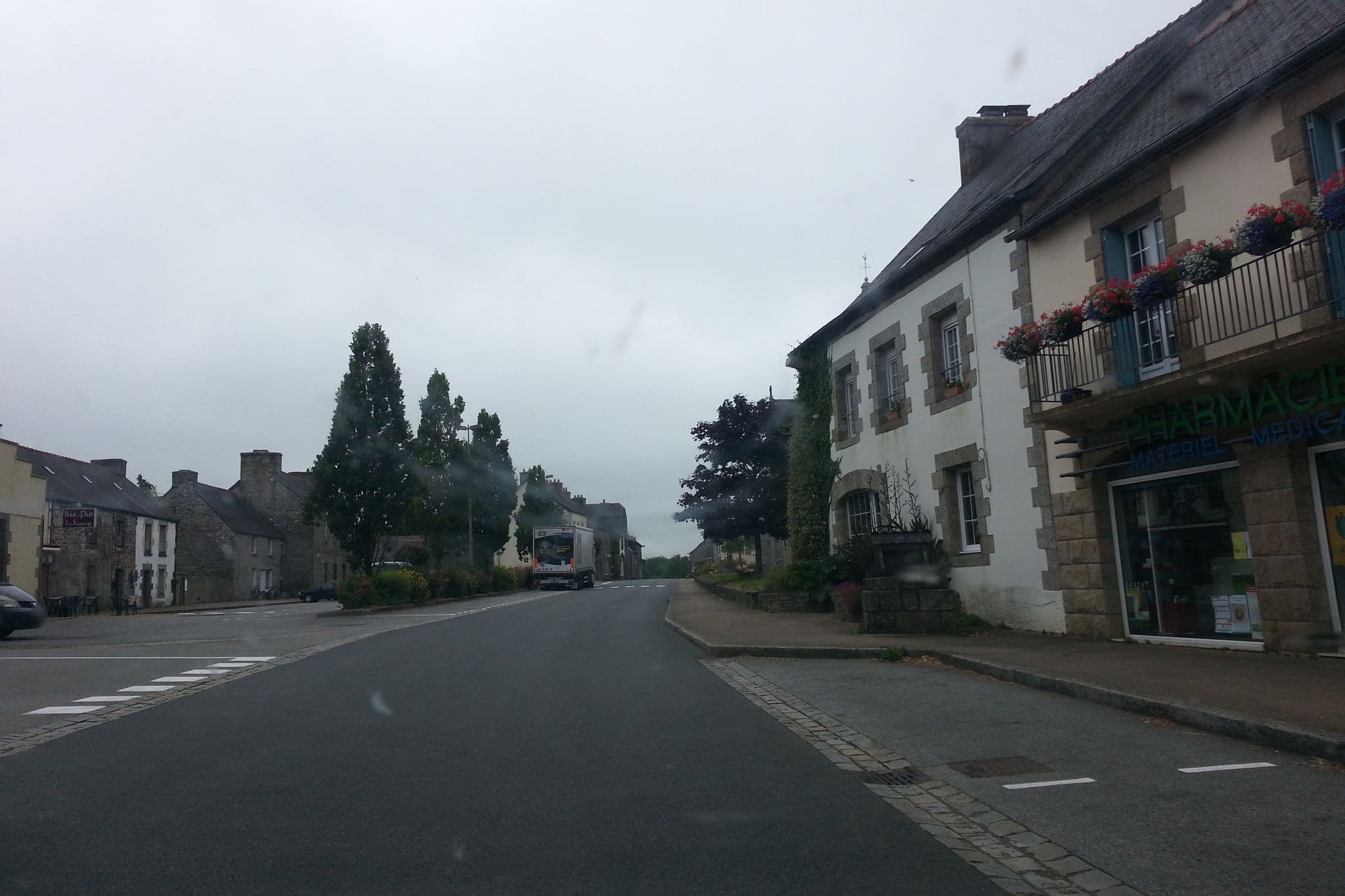 Street view near Ker Gaby, Glomel — © c2ic (CC BY-SA · Mapillary)