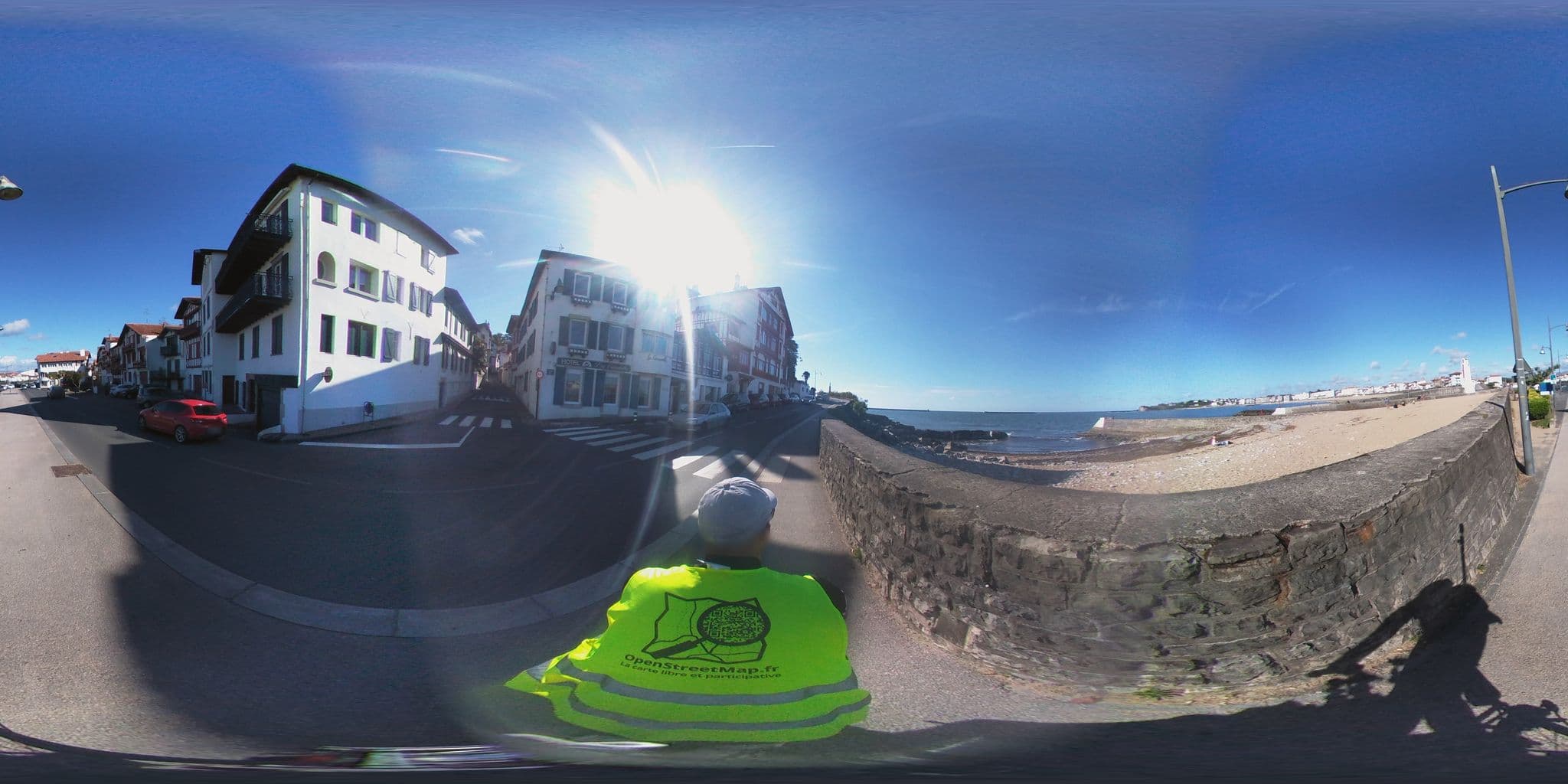 Street view near Hôtel la Caravelle, Ciboure — © ev1velodyssee (CC BY-SA · Mapillary)