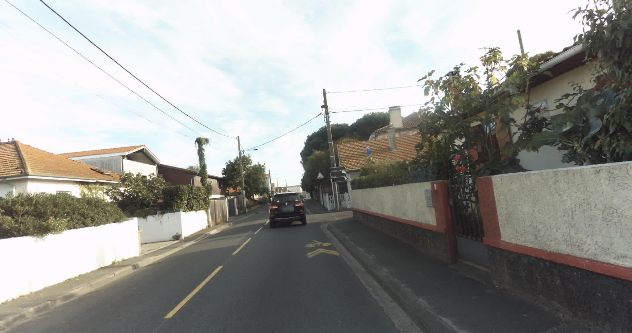 Street view near La Grande Testutte, La Teste-de-Buch — © sogefi (CC BY-SA · Mapillary)