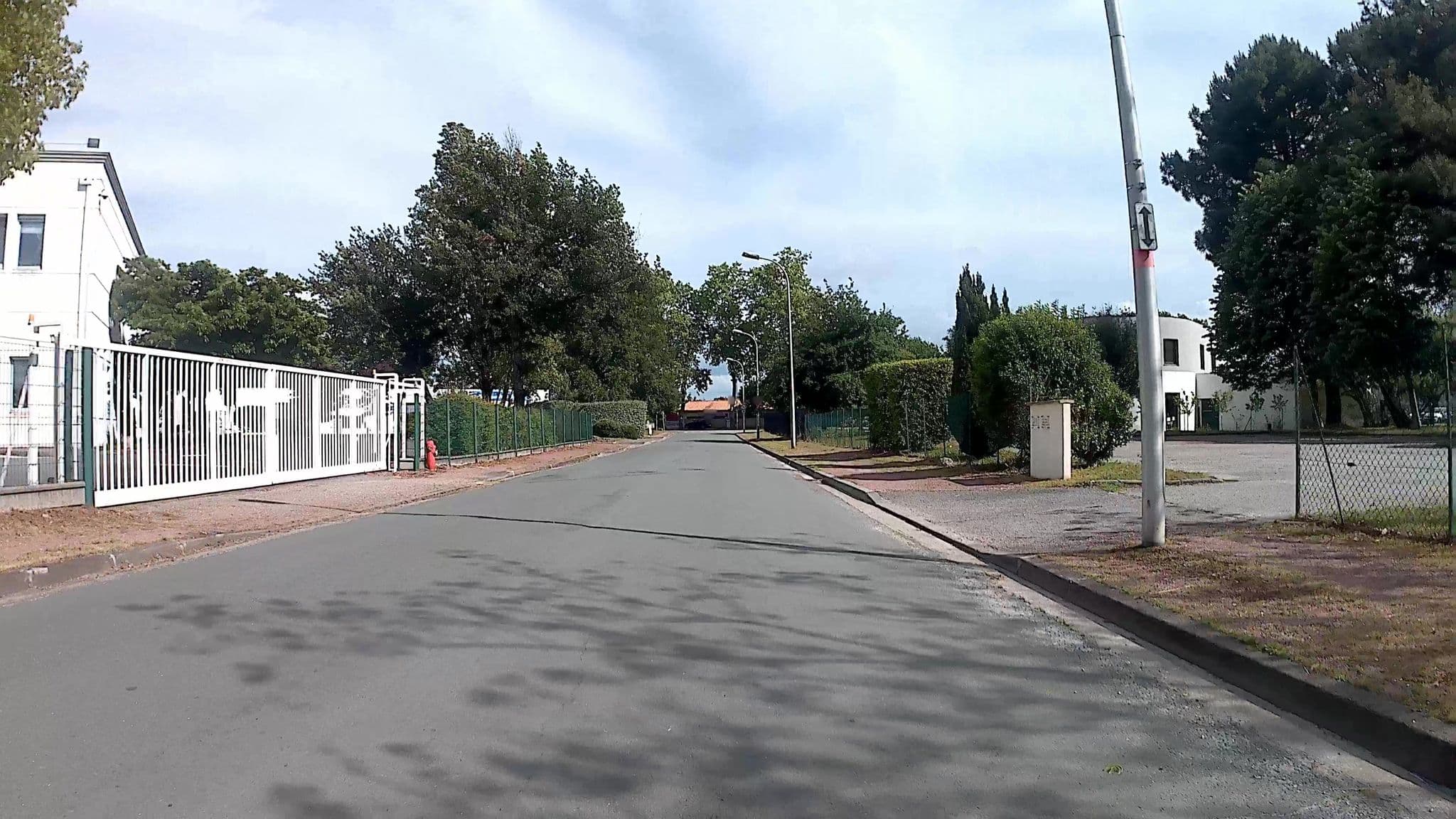Street view near Best Western Hôtel, Canéjan — © trouyer (CC BY-SA · Mapillary)