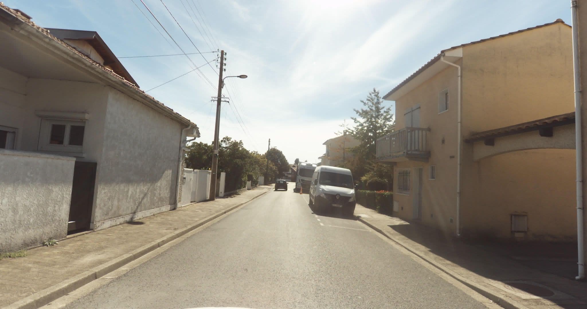 Street view near Chez Lola & François, La Teste-de-Buch — © sogefi (CC BY-SA · Mapillary)