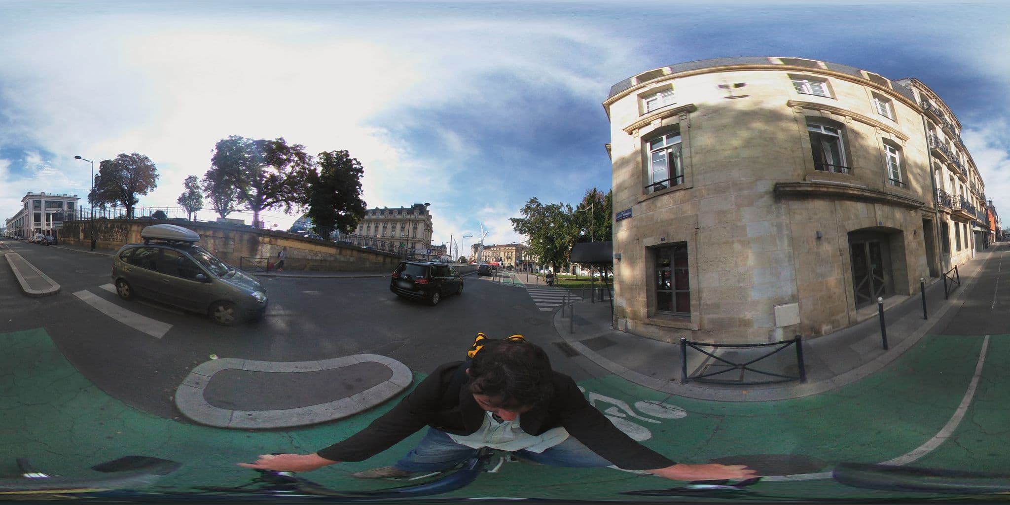 Street view near Best Western Hotel Royal St Jean, Bègles — © geovelo (CC BY-SA · Mapillary)