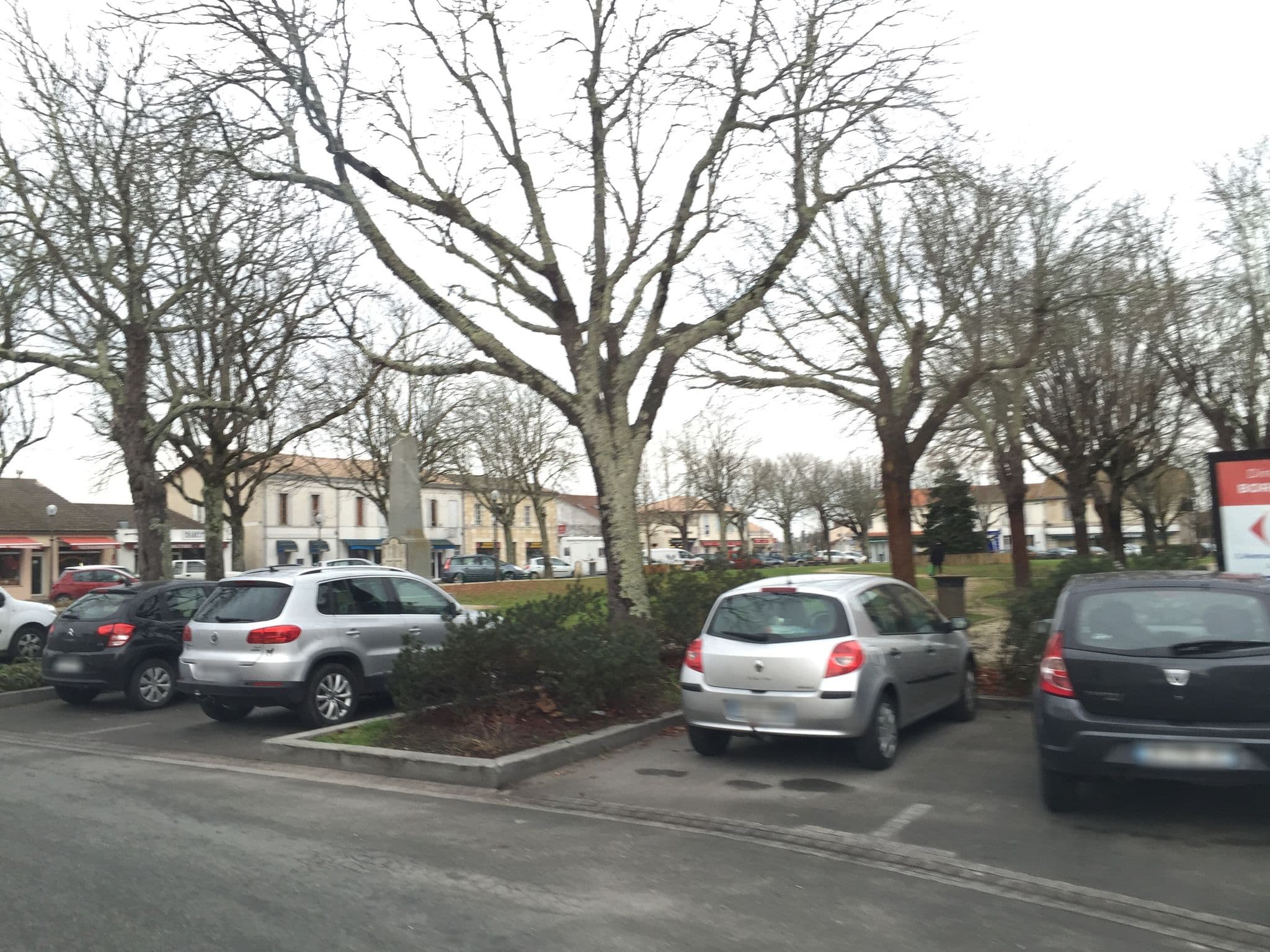 Street view near Odalys le Petit Pont, Hourtin — © pgiraud (CC BY-SA · Mapillary)