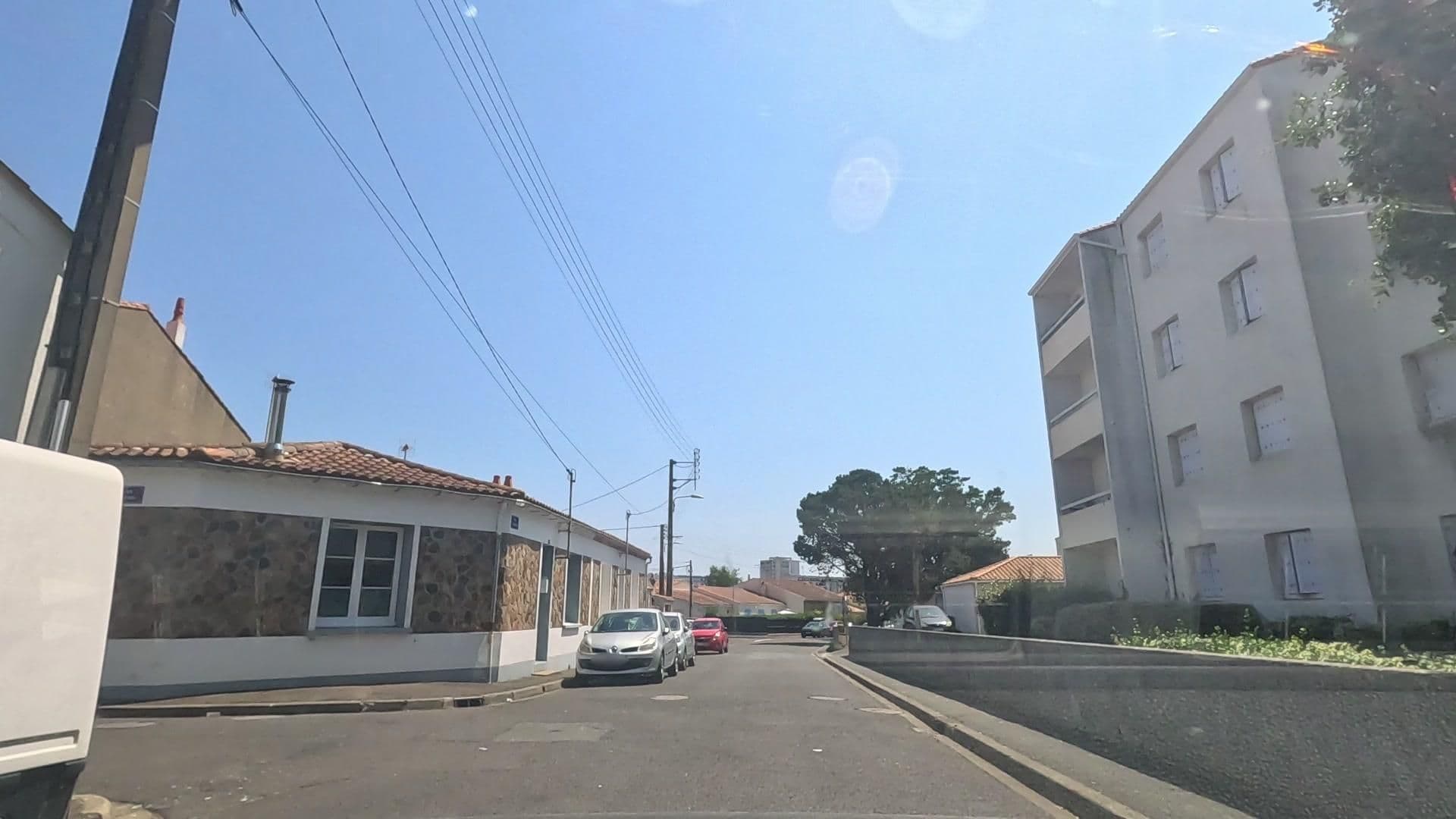Street view near Villa les Sables-d'olonne- 3 Bedrooms- 6 Persons, Les Sables-d'Olonne — © uwekoch (CC BY-SA · Mapillary)