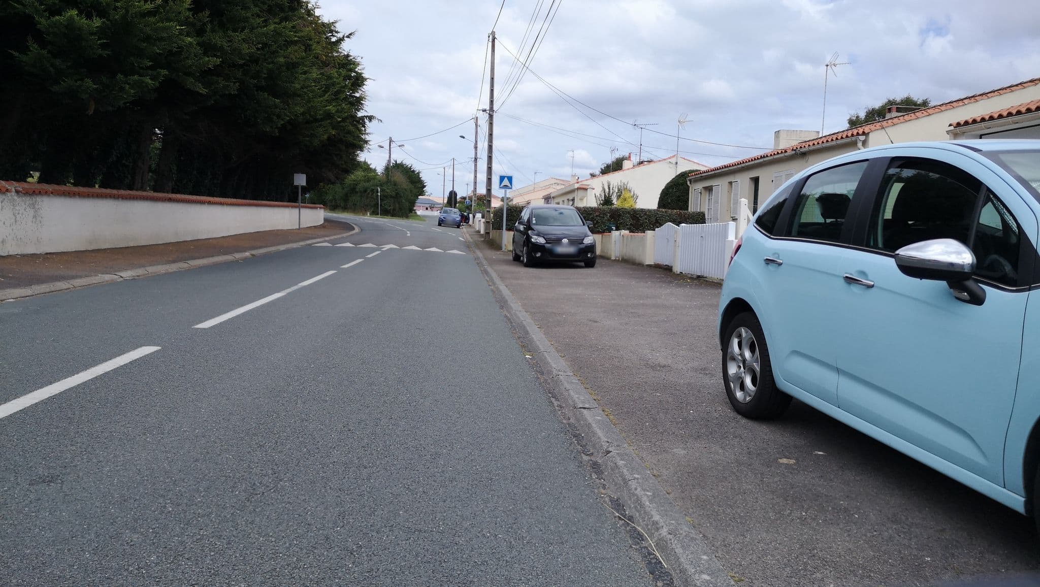 Street view near Les Soum', Les Sables-d'Olonne — © u4y0u (CC BY-SA · Mapillary)