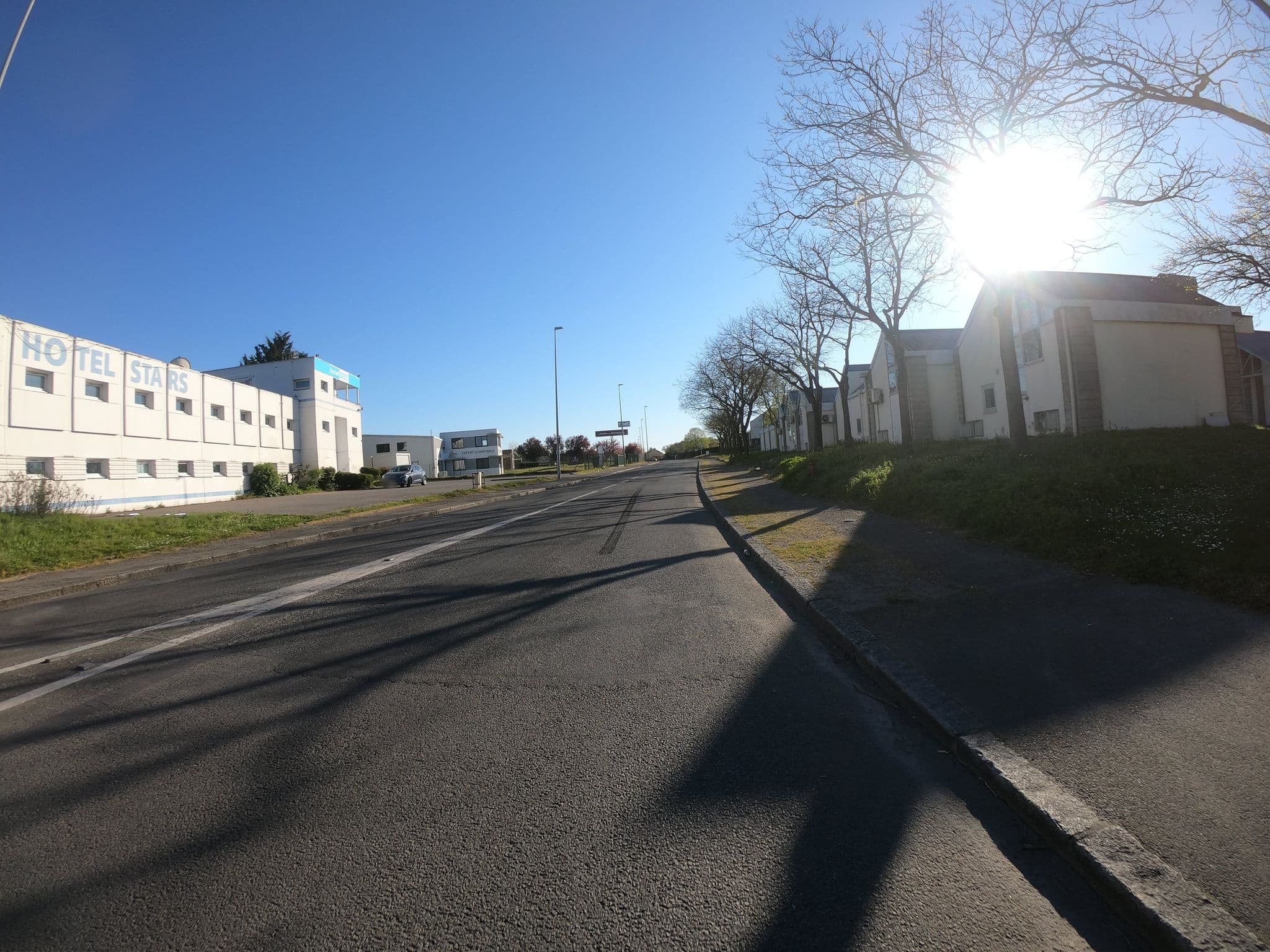 Street view near Hôtel Star, Sainte-Luce-sur-Loire — © cartocite (CC BY-SA · Mapillary)