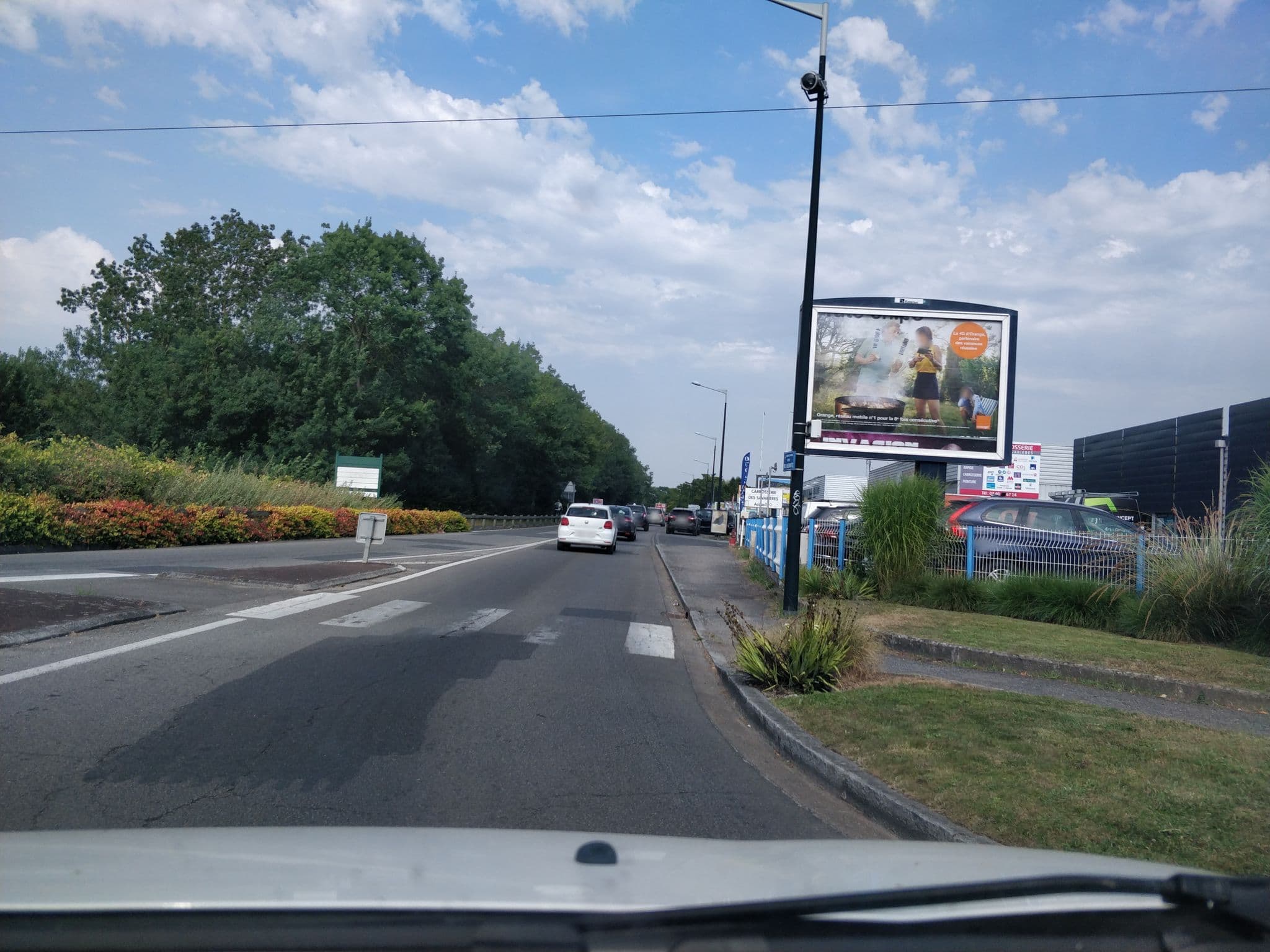 Street view near Première Classe Nantes Est - Saint Sébastien Sur Loire, Saint-Sébastien-sur-Loire — © mgageo (CC BY-SA · Mapillary)