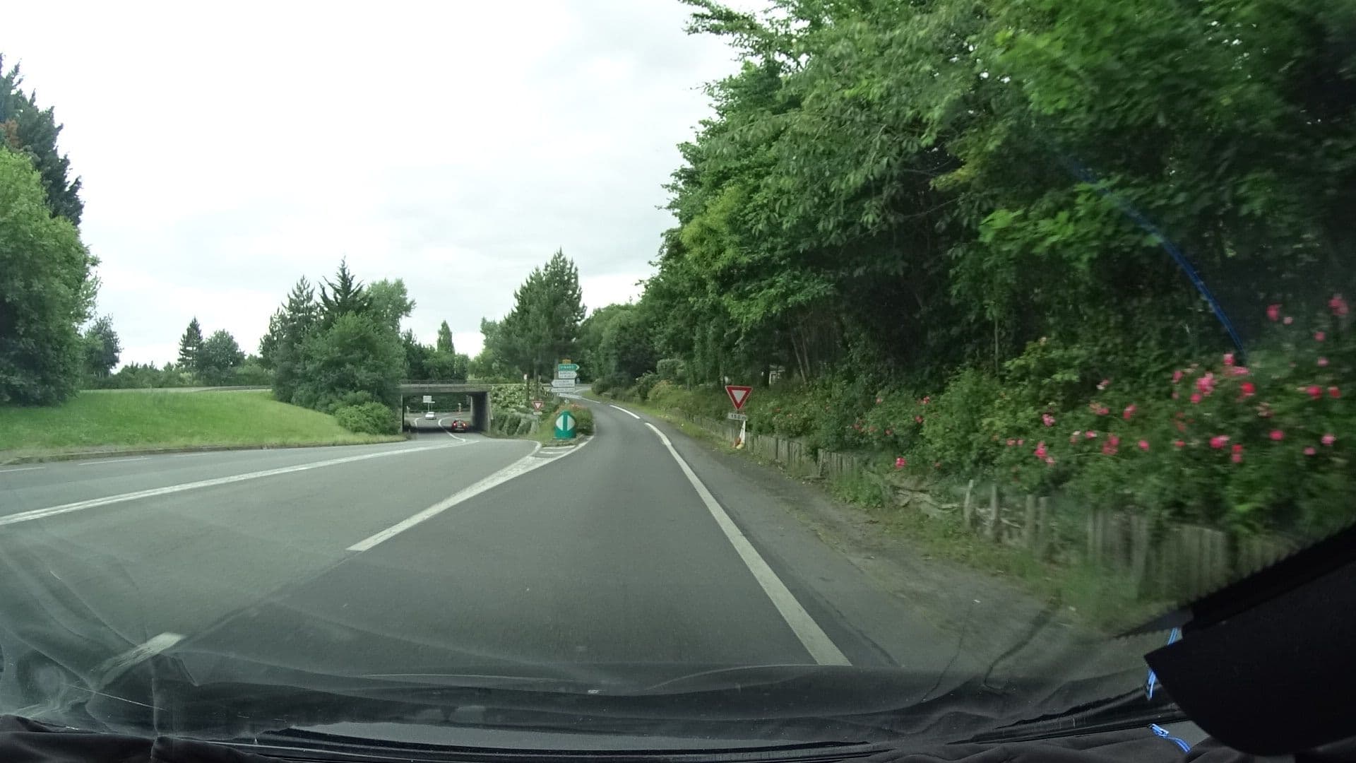 Street view near Coetquen, La Richardais — © ljbouere (CC BY-SA · Mapillary)