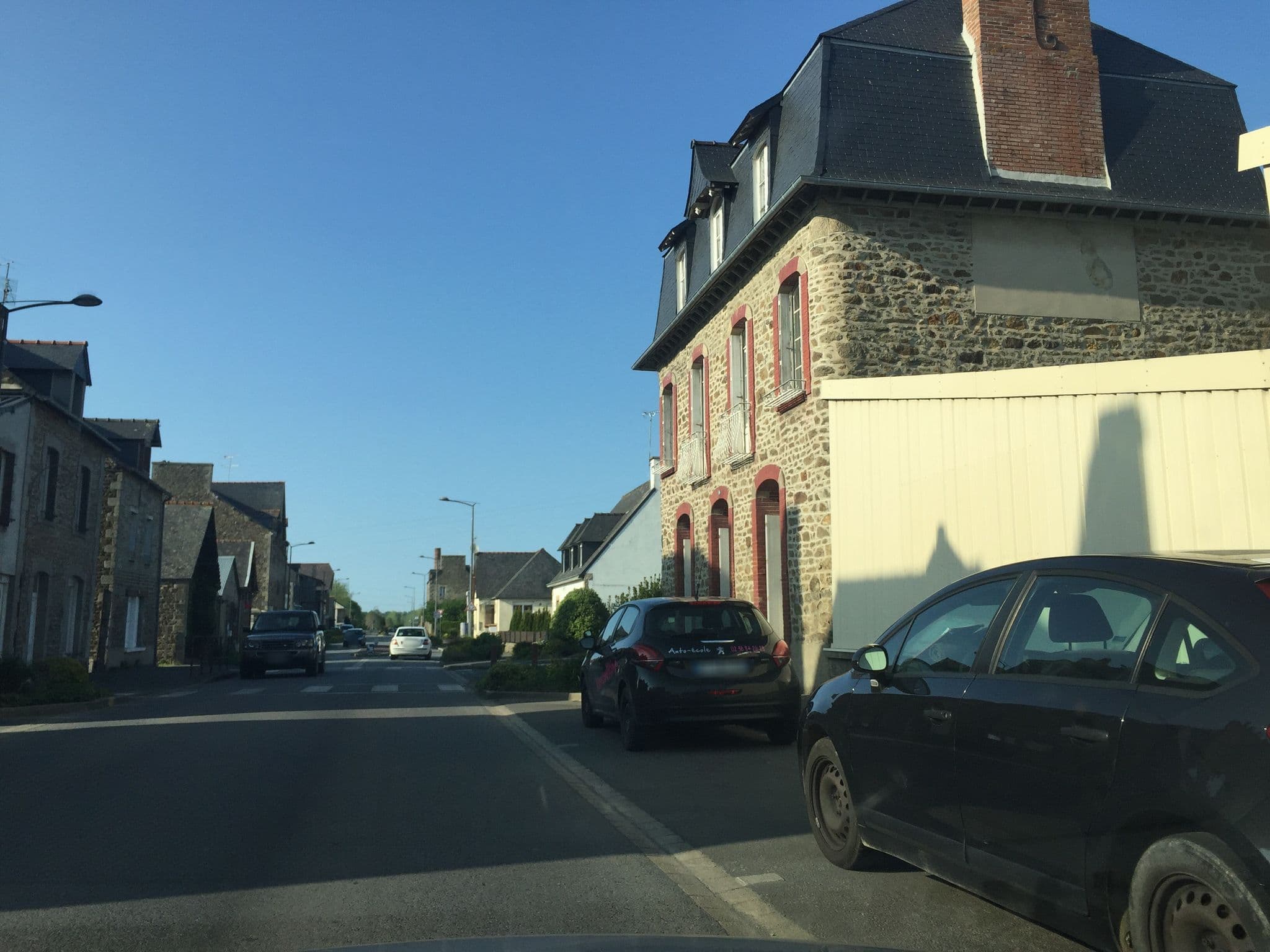 Street view near Mahe, Plancoët — © pgiraud (CC BY-SA · Mapillary)