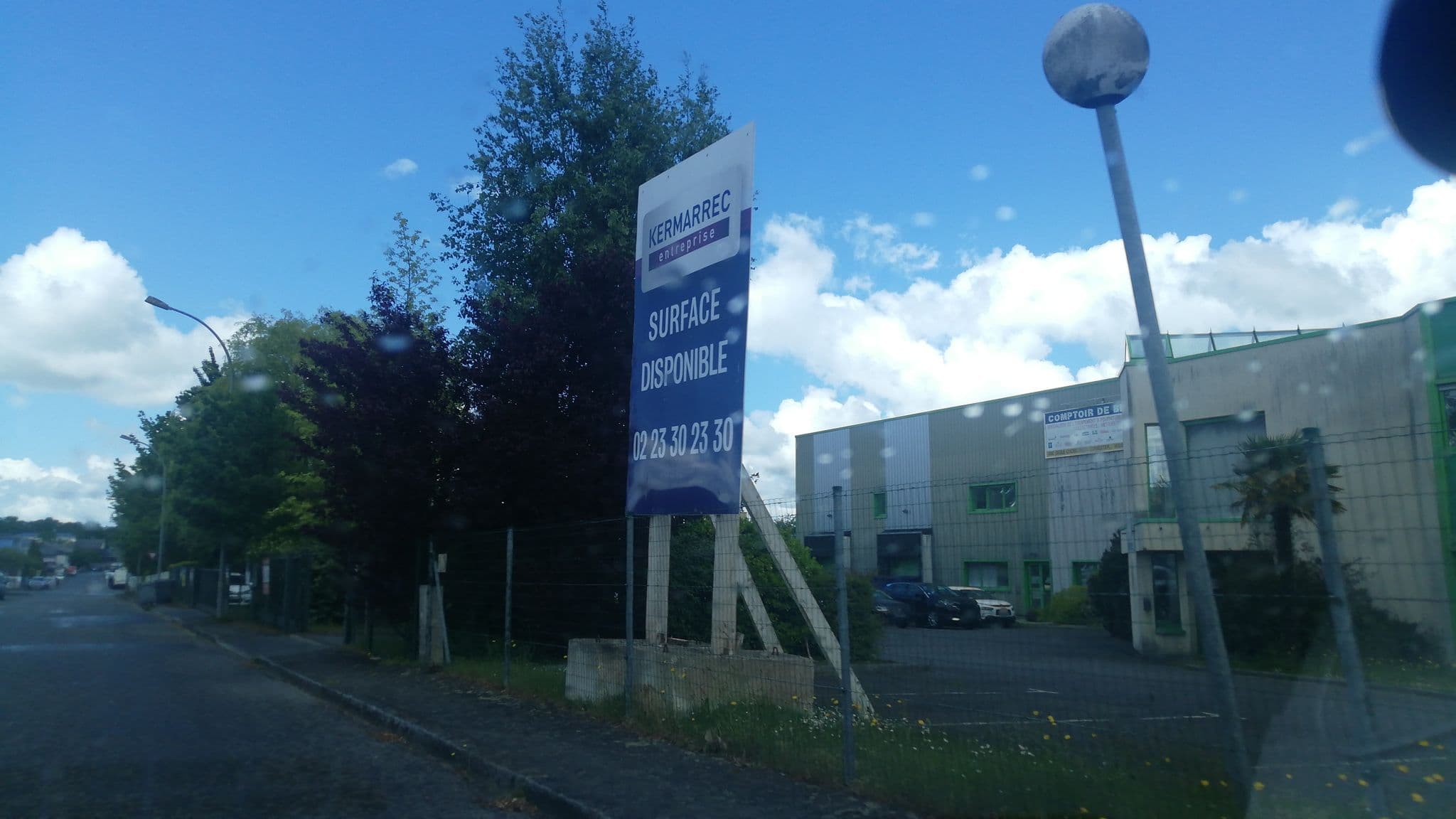 Street view near Ouest Mobilier Concept, Pacé — © tif35 (CC BY-SA · Mapillary)