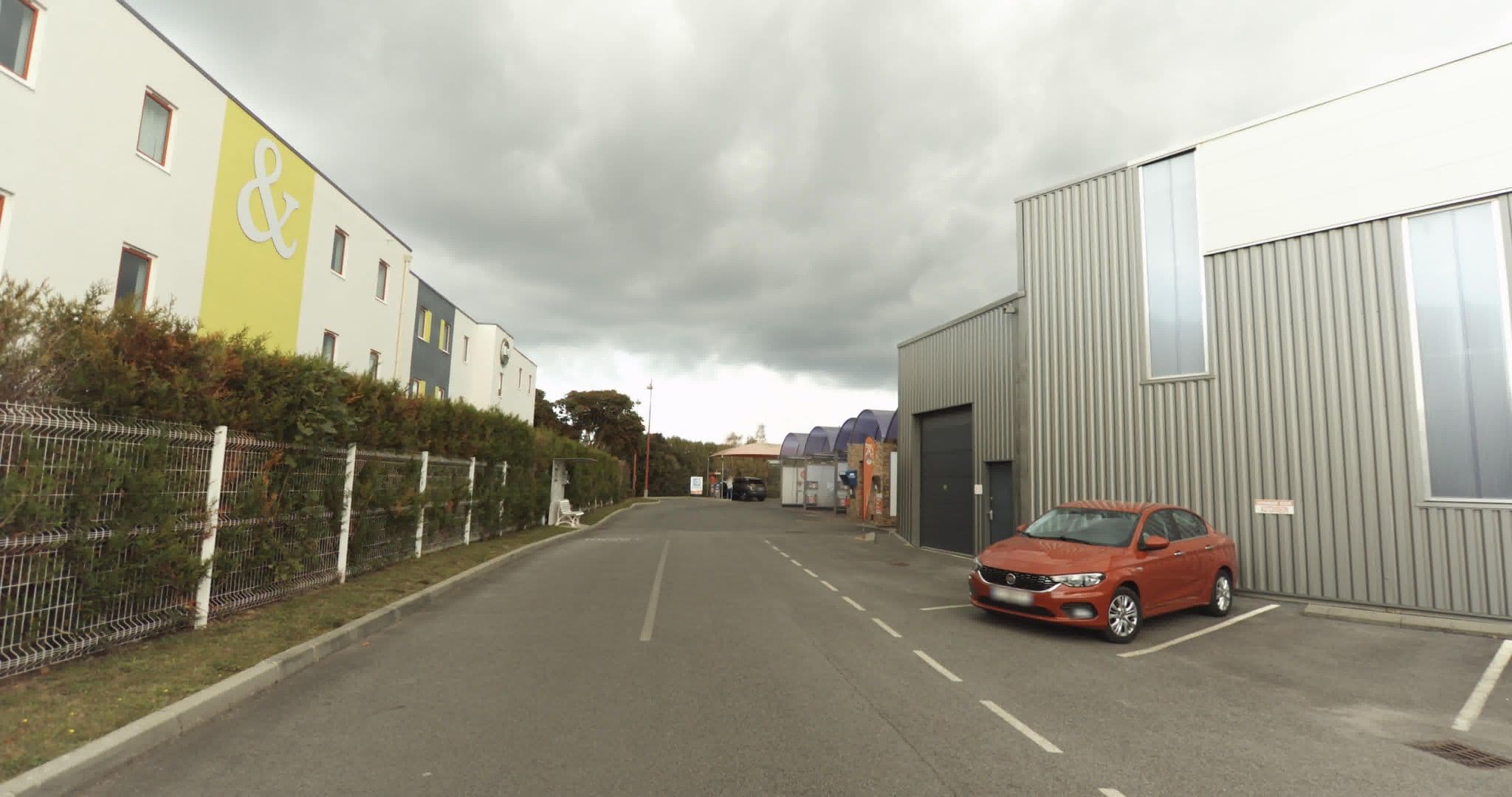 Street view near Hôtel, Cesson-Sévigné — © sogefi (CC BY-SA · Mapillary)