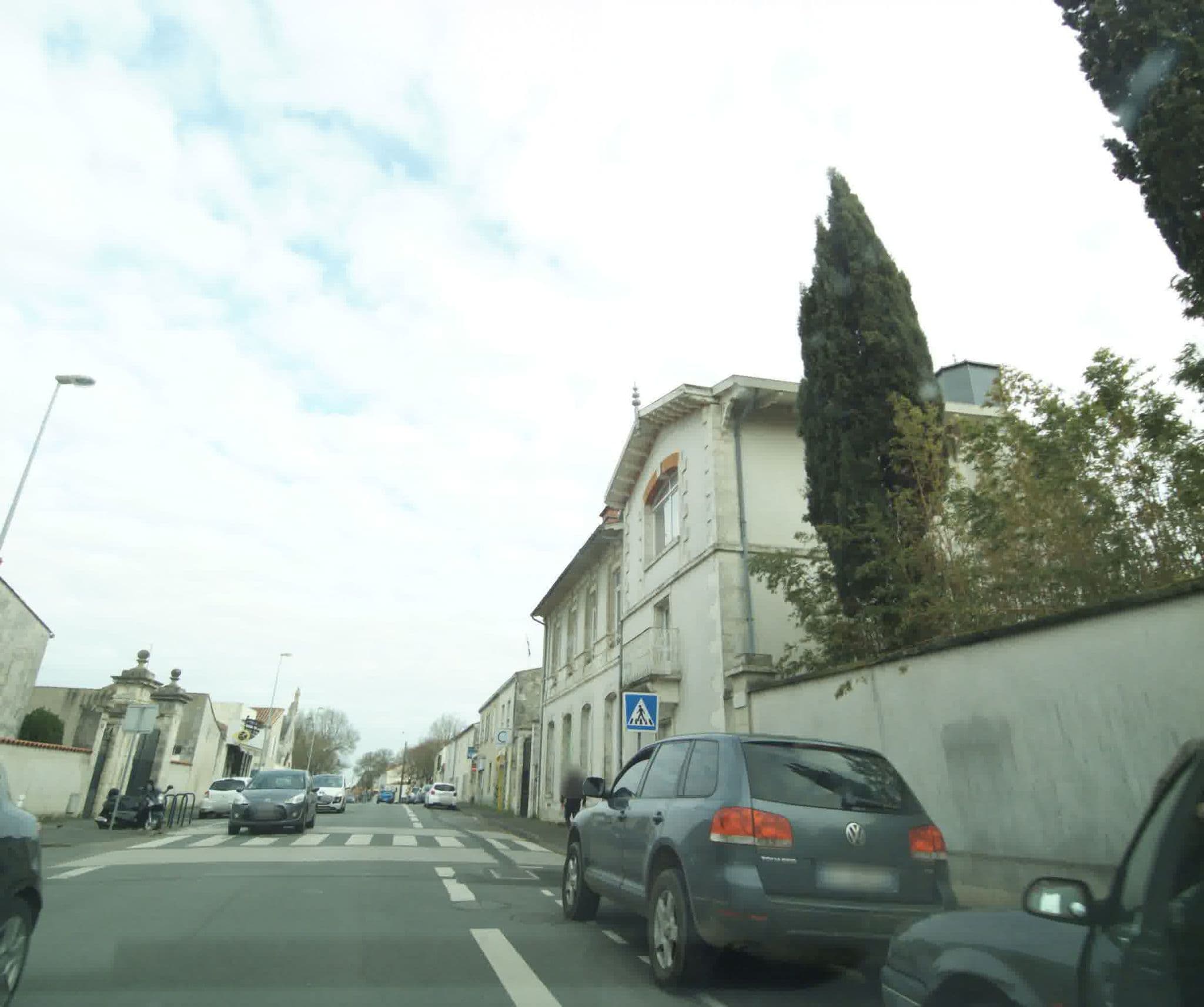 Street view near Résidence Club Bois Doré, La Rochelle — © sogefi (CC BY-SA · Mapillary)
