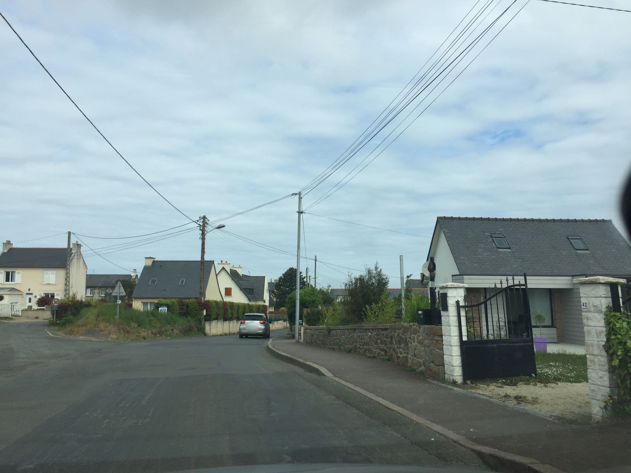 Street view near Logis le Phare, Trégastel — © pgiraud (CC BY-SA · Mapillary)
