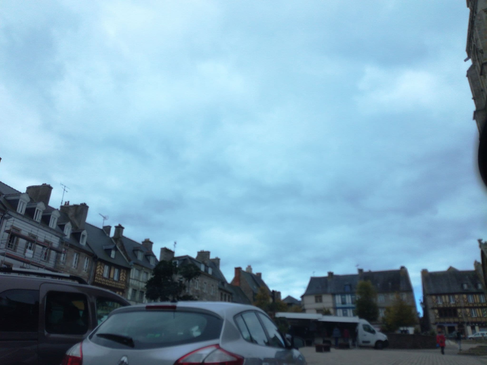 Street view near B&B du Cloitre, Tréguier — © mgageo (CC BY-SA · Mapillary)