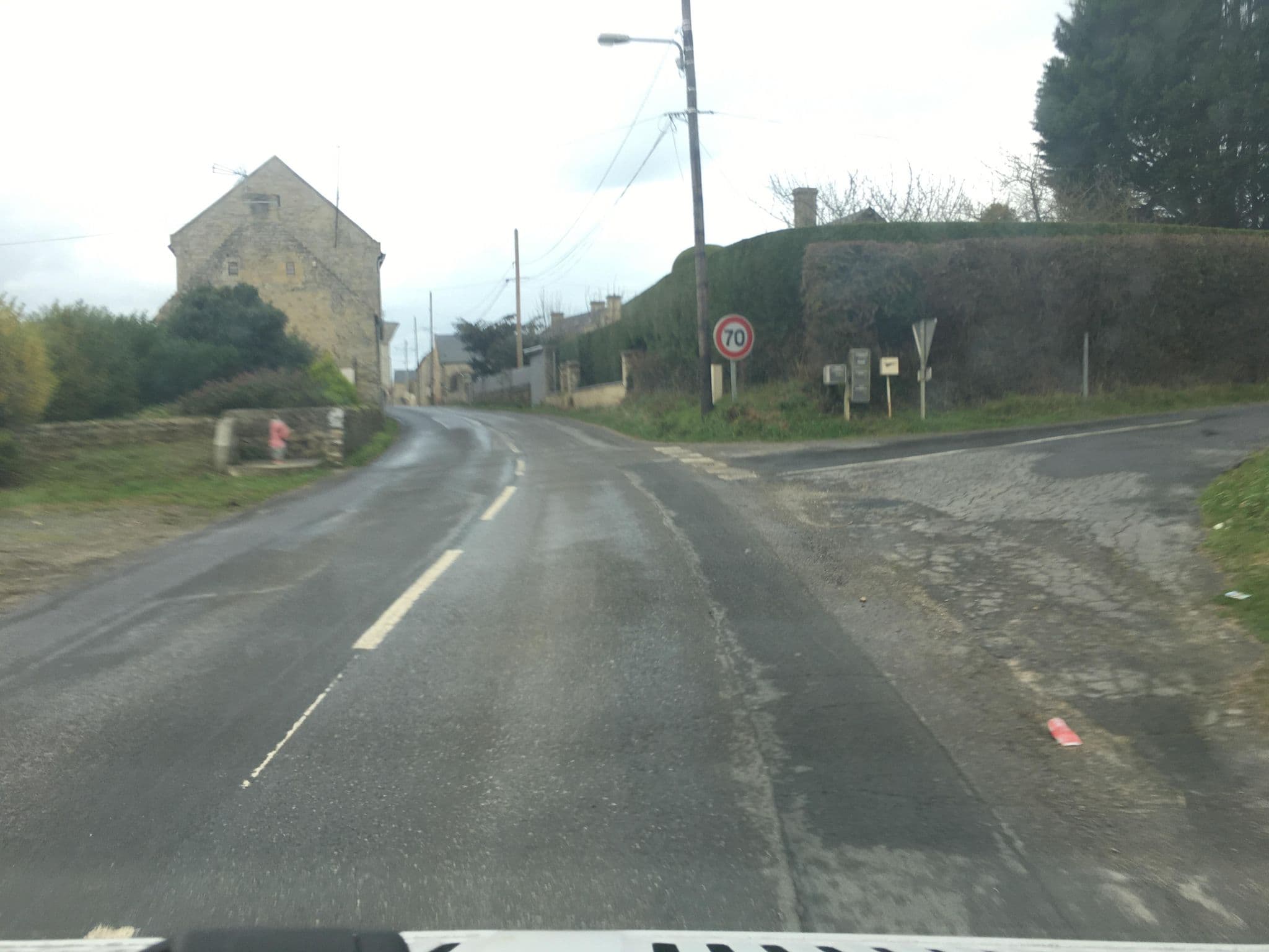 Street view near Maryse et Jean-Pierre, Port-en-Bessin-Huppain — © raymond (CC BY-SA · Mapillary)