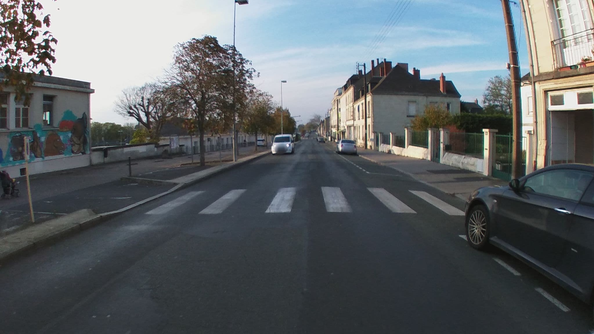 Street view near L'Escale de la Gare, Saumur — © c_mobilite (CC BY-SA · Mapillary)