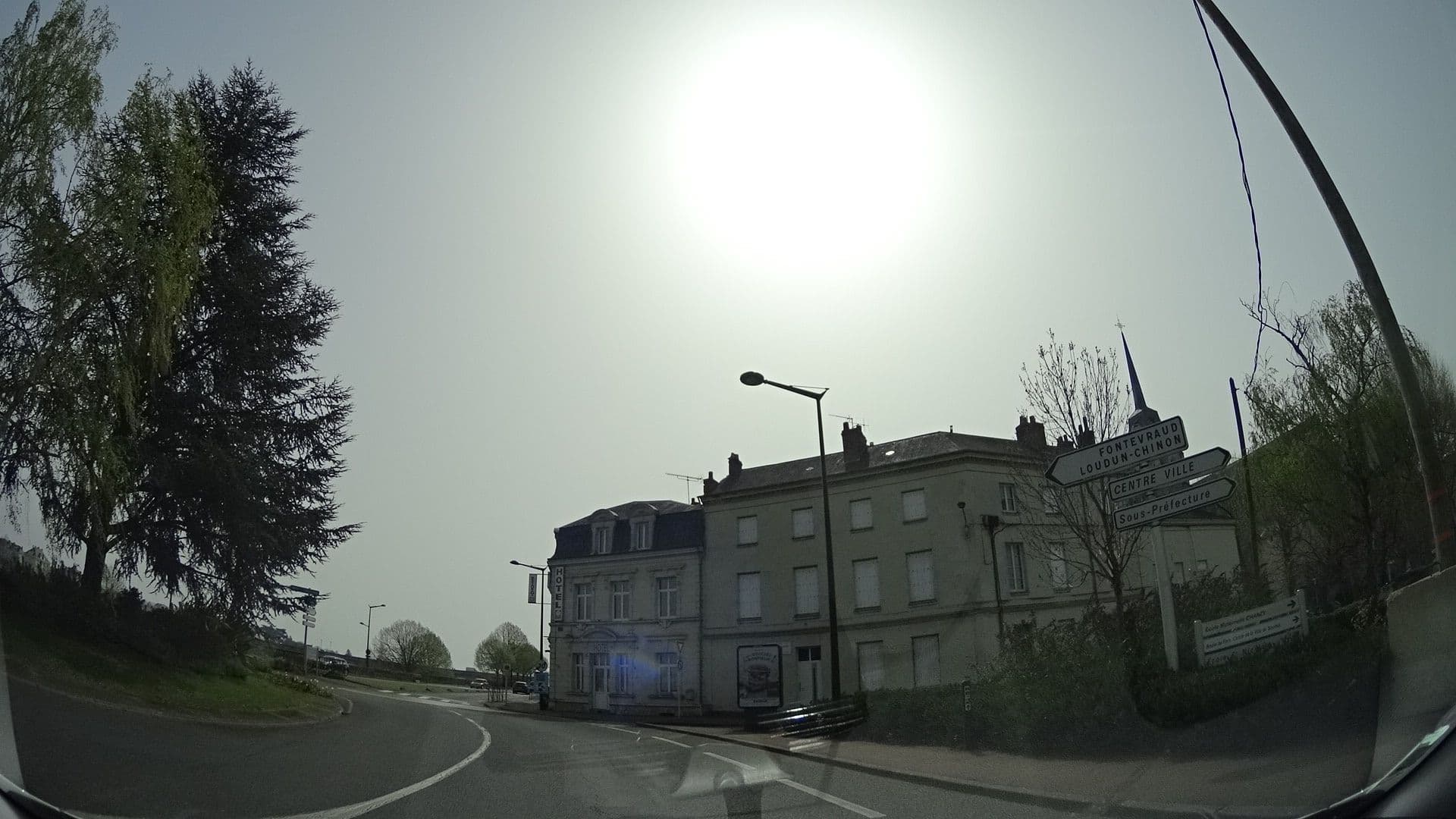 Street view near So Hotel, Saumur — © panieravide (CC BY-SA · Mapillary)