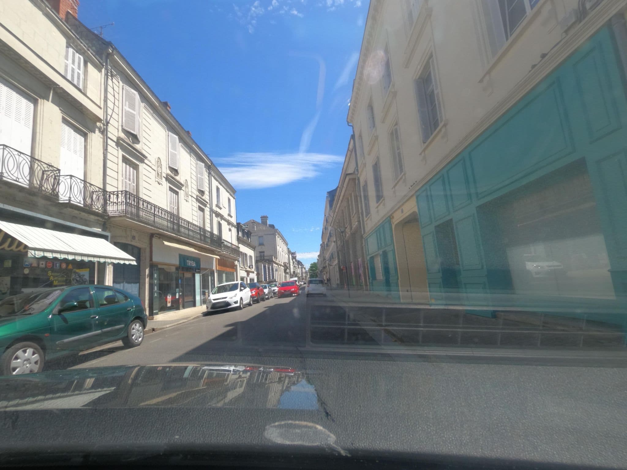 Street view near Hôtel du Parc, Saumur — © uwekoch (CC BY-SA · Mapillary)