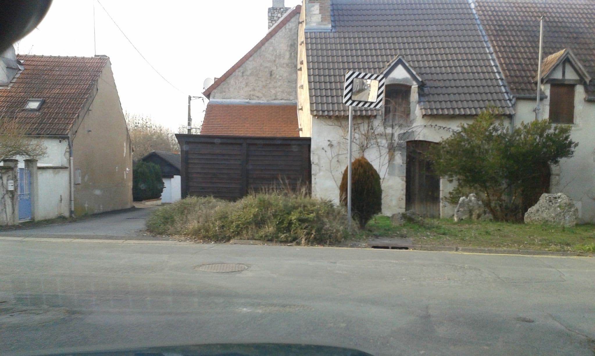 Street view near Le Cléry, Cléry-Saint-André — © df45 (CC BY-SA · Mapillary)