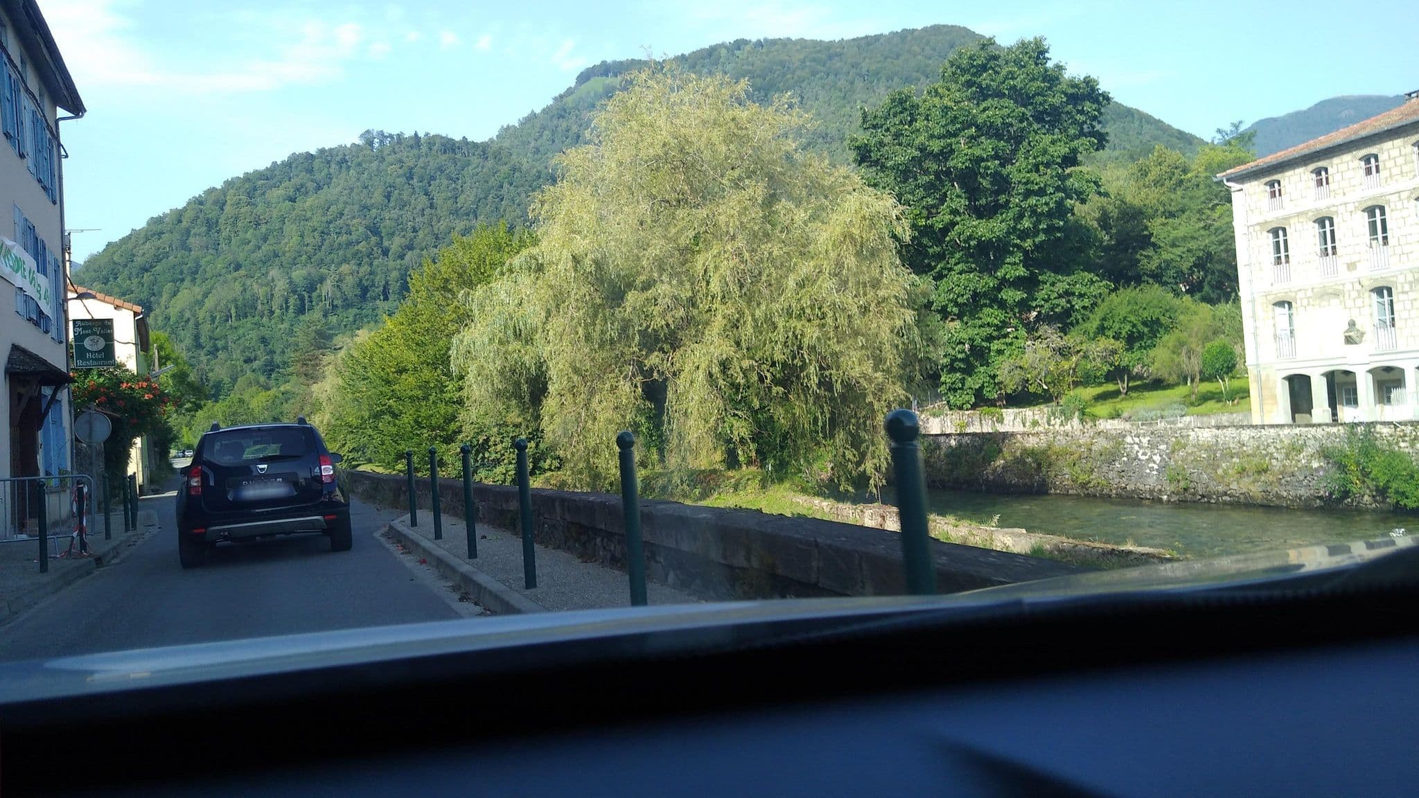 Street view near Auberge du Mont Valier, Saint-Girons — © rhum (CC BY-SA · Mapillary)