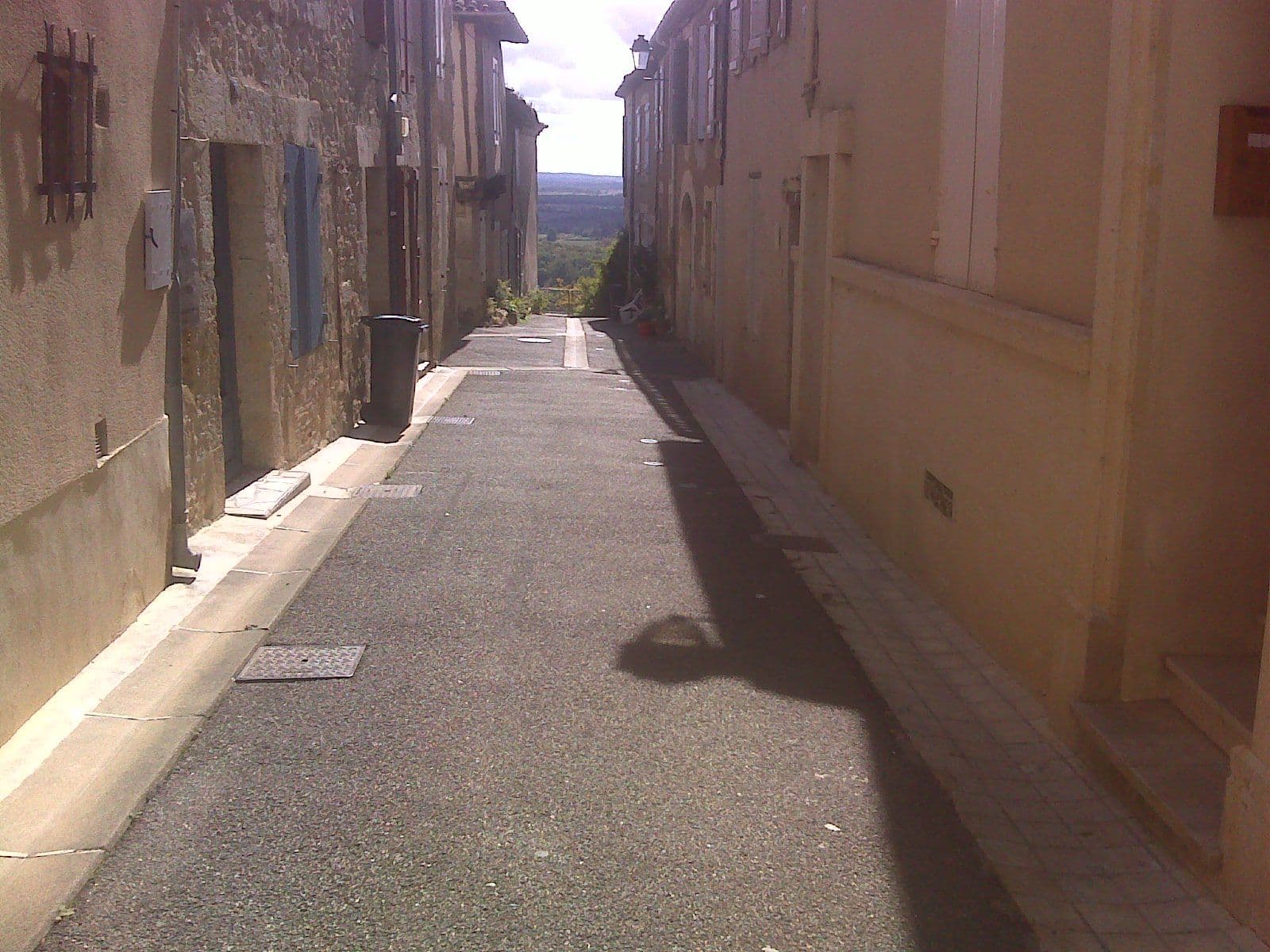 Street view near Gîtes aux portes des Thermes, Lectoure — © bernardvoyageur (CC BY-SA · Mapillary)