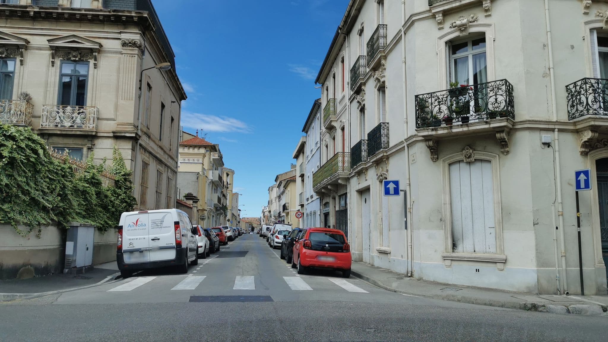 Street view near La Maison des Vendangeurs, Narbonne — © percherie (CC BY-SA · Mapillary)