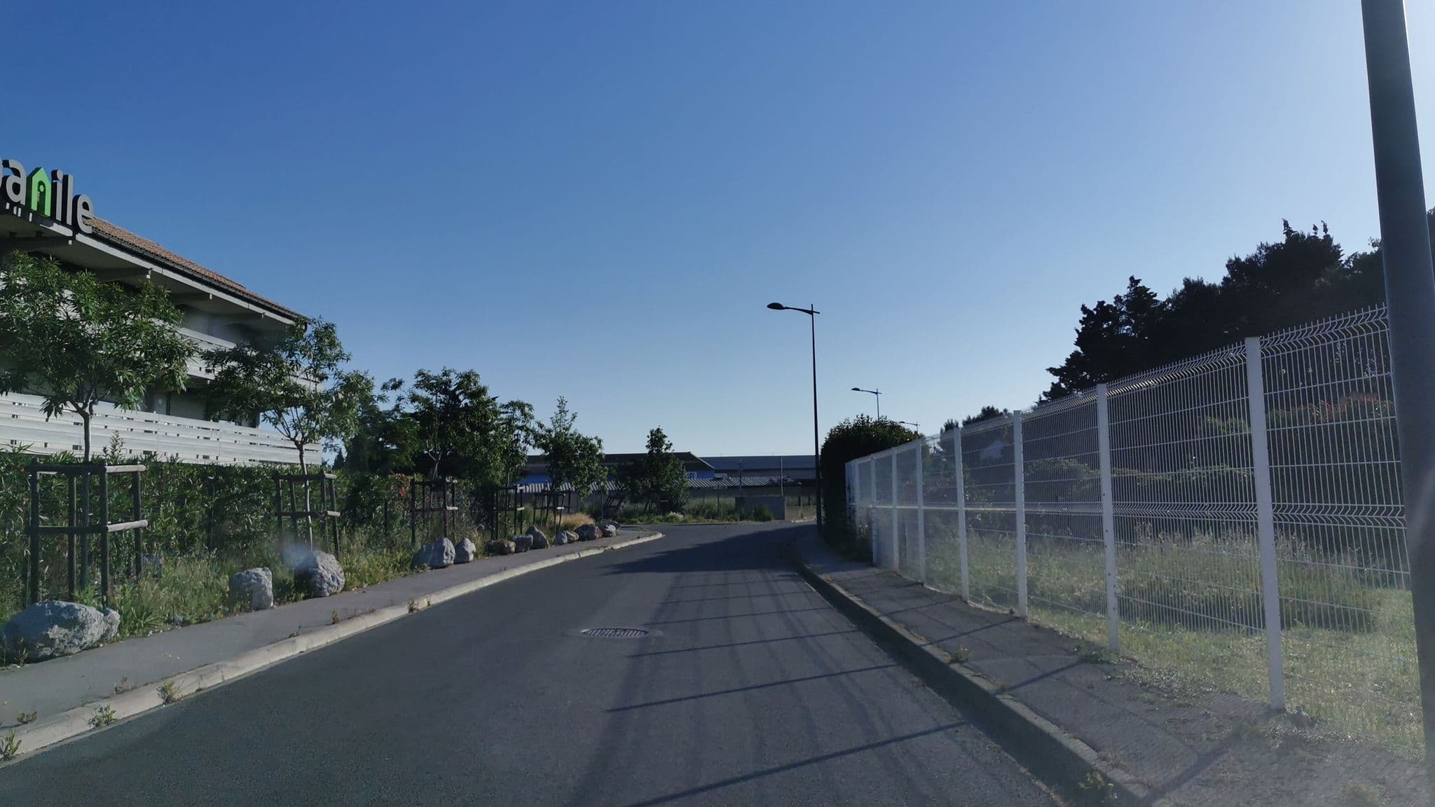 Street view near SAS du Prevallon, Narbonne — © percherie (CC BY-SA · Mapillary)