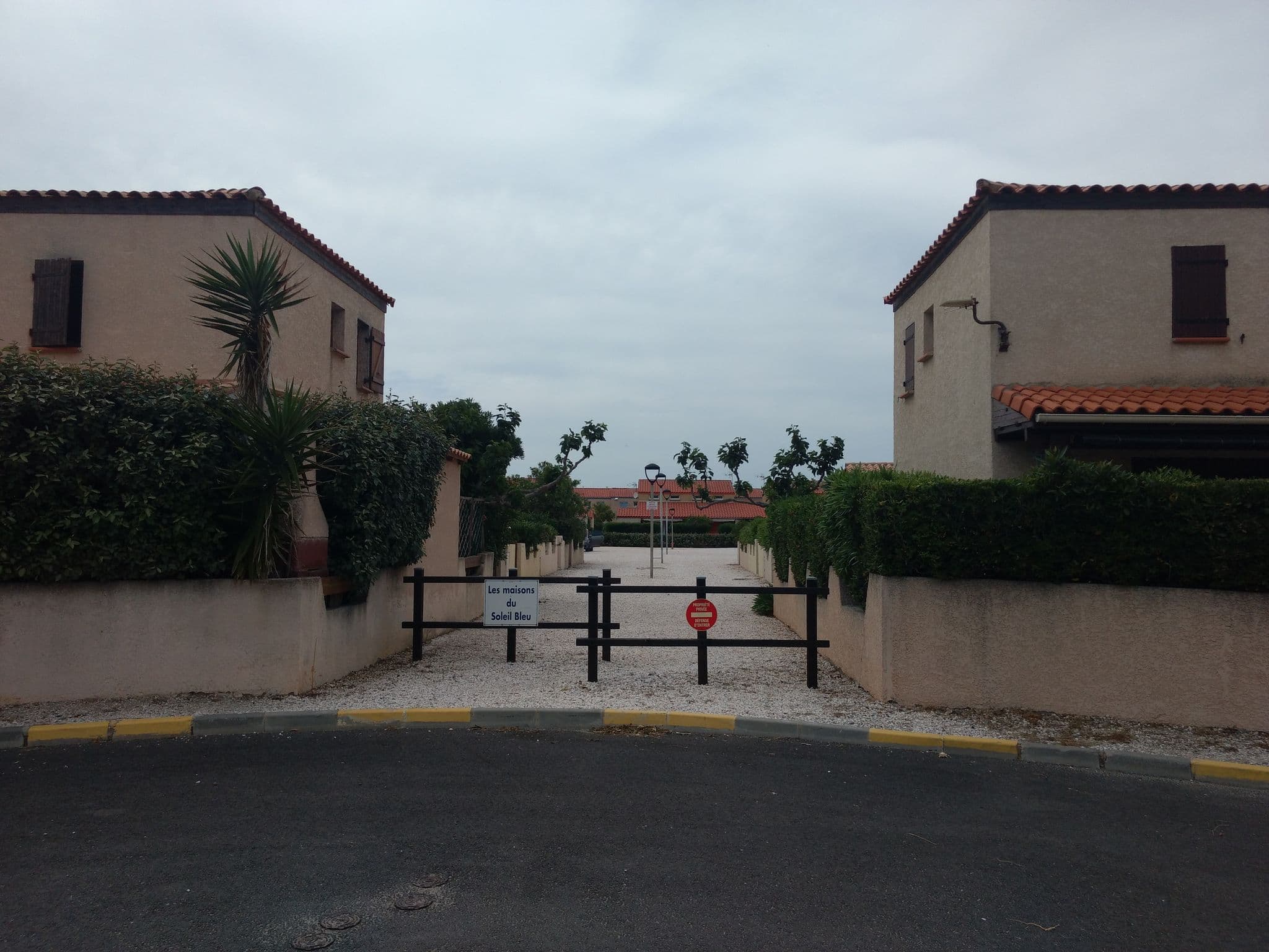 Street view near Le Soleil Bleu Wifi Clim, Le Barcarès — © yod4z (CC BY-SA · Mapillary)