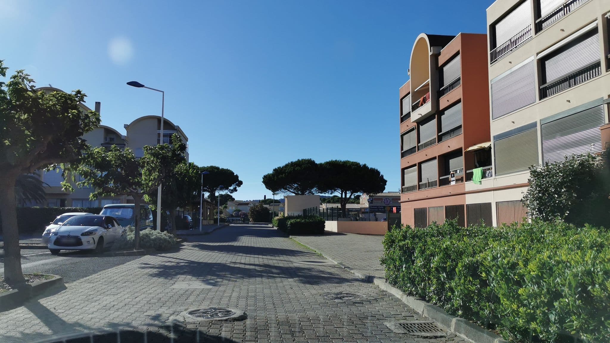 Street view near Les amarines gruissan, Gruissan — © percherie (CC BY-SA · Mapillary)