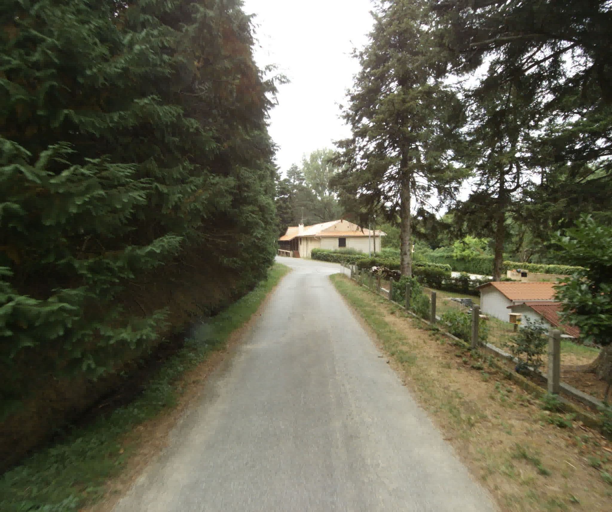 Street view near Aux Berges du Saint Ferréol, Sorèze — © sogefi (CC BY-SA · Mapillary)