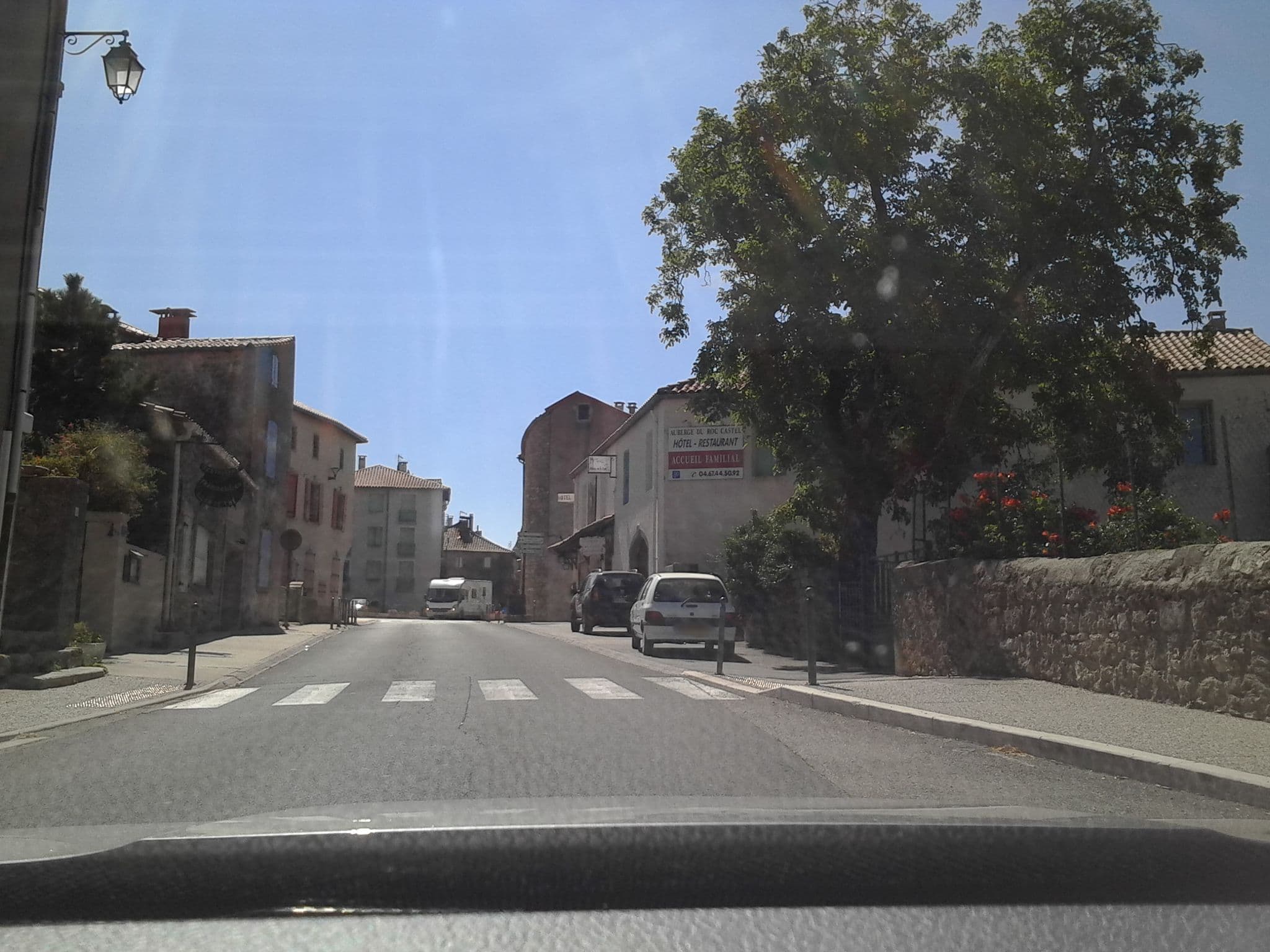 Street view near AUBERGE DU ROC CASTEL, Lodève — © apatookonpri (CC BY-SA · Mapillary)