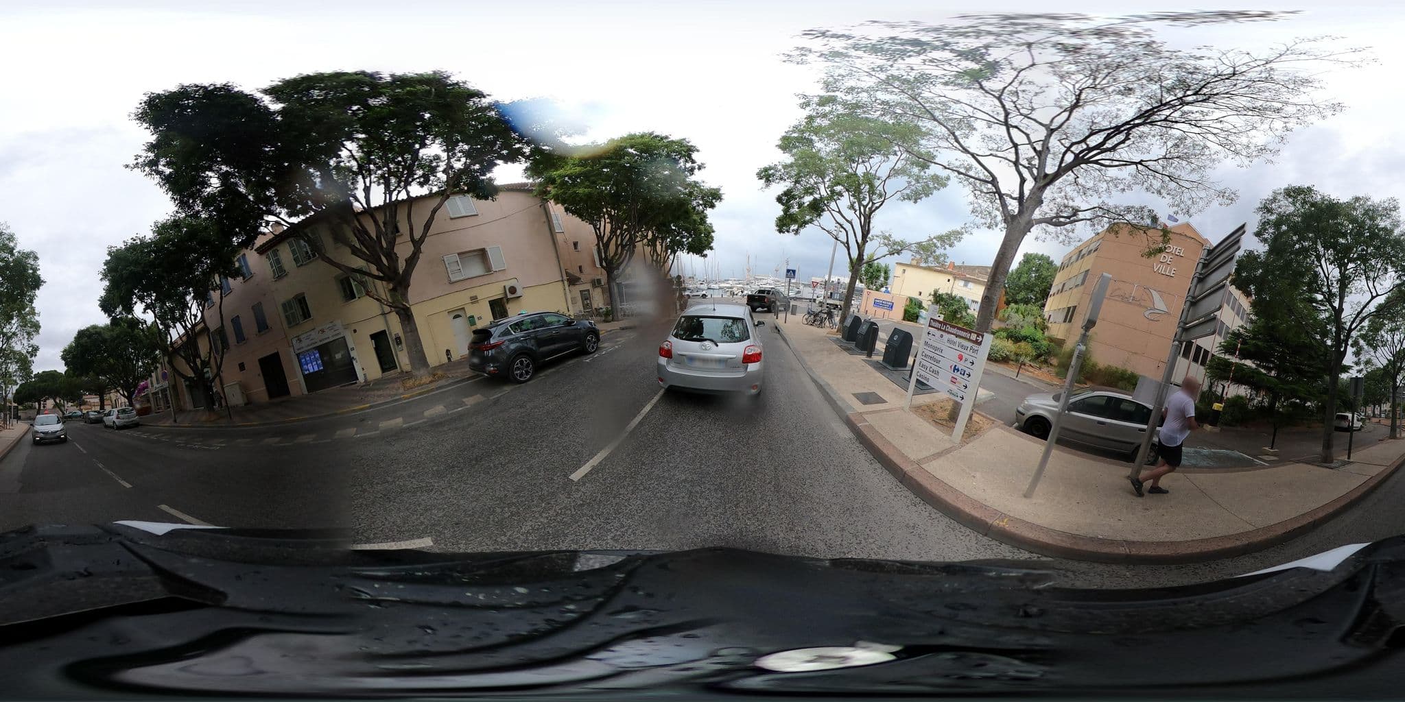 Street view near Le Pesquier, La Ciotat — © simon_geovelo (CC BY-SA · Mapillary)