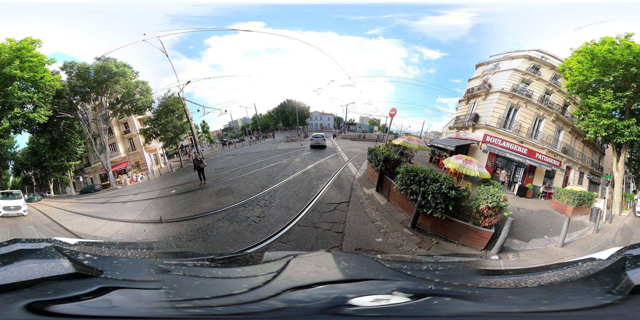 Street view near Hotel Odalys, Saint-Pierre — © simon_geovelo (CC BY-SA · Mapillary)