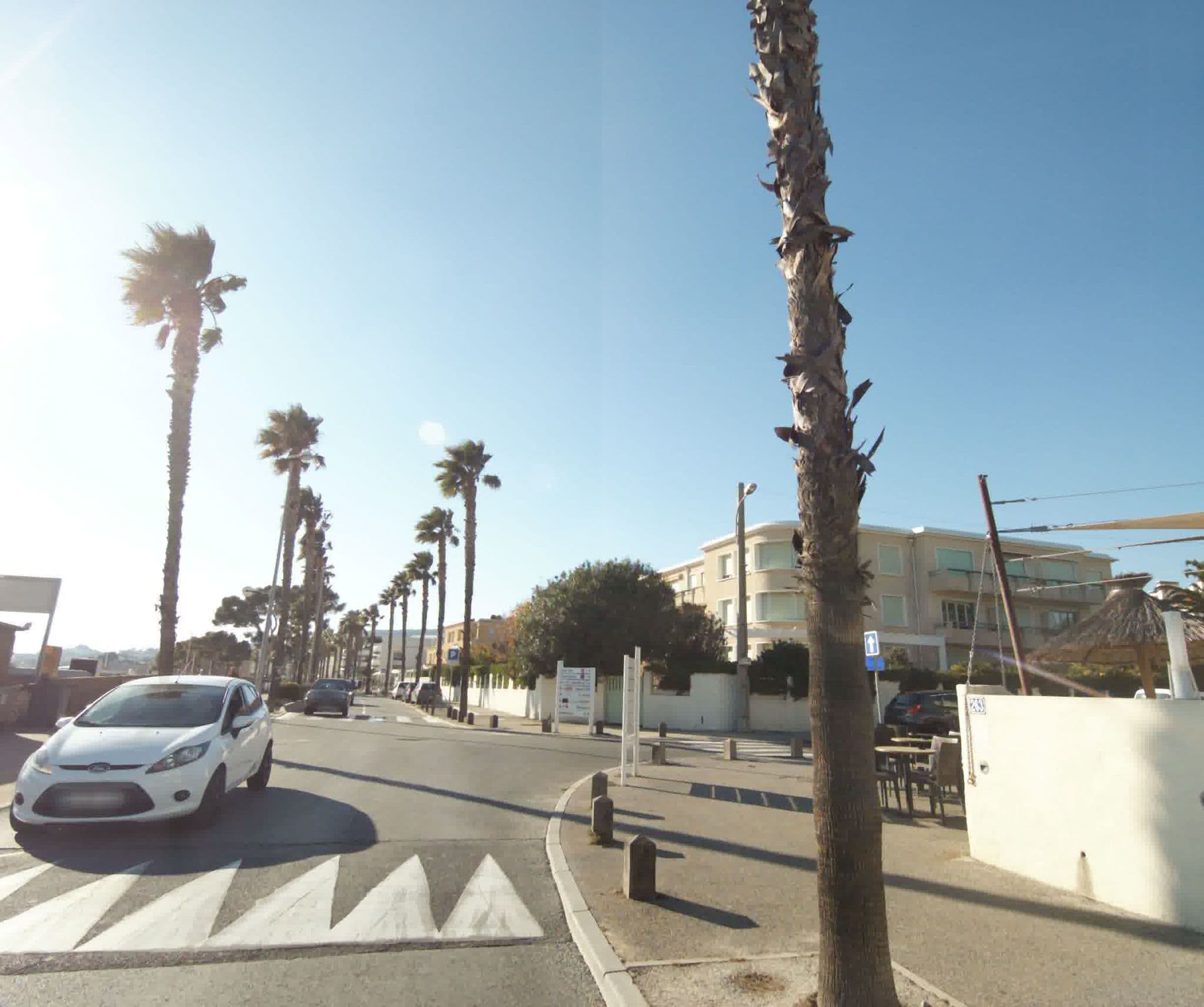 Street view near Hôtel Rose Thé, La Ciotat — © sogefi (CC BY-SA · Mapillary)
