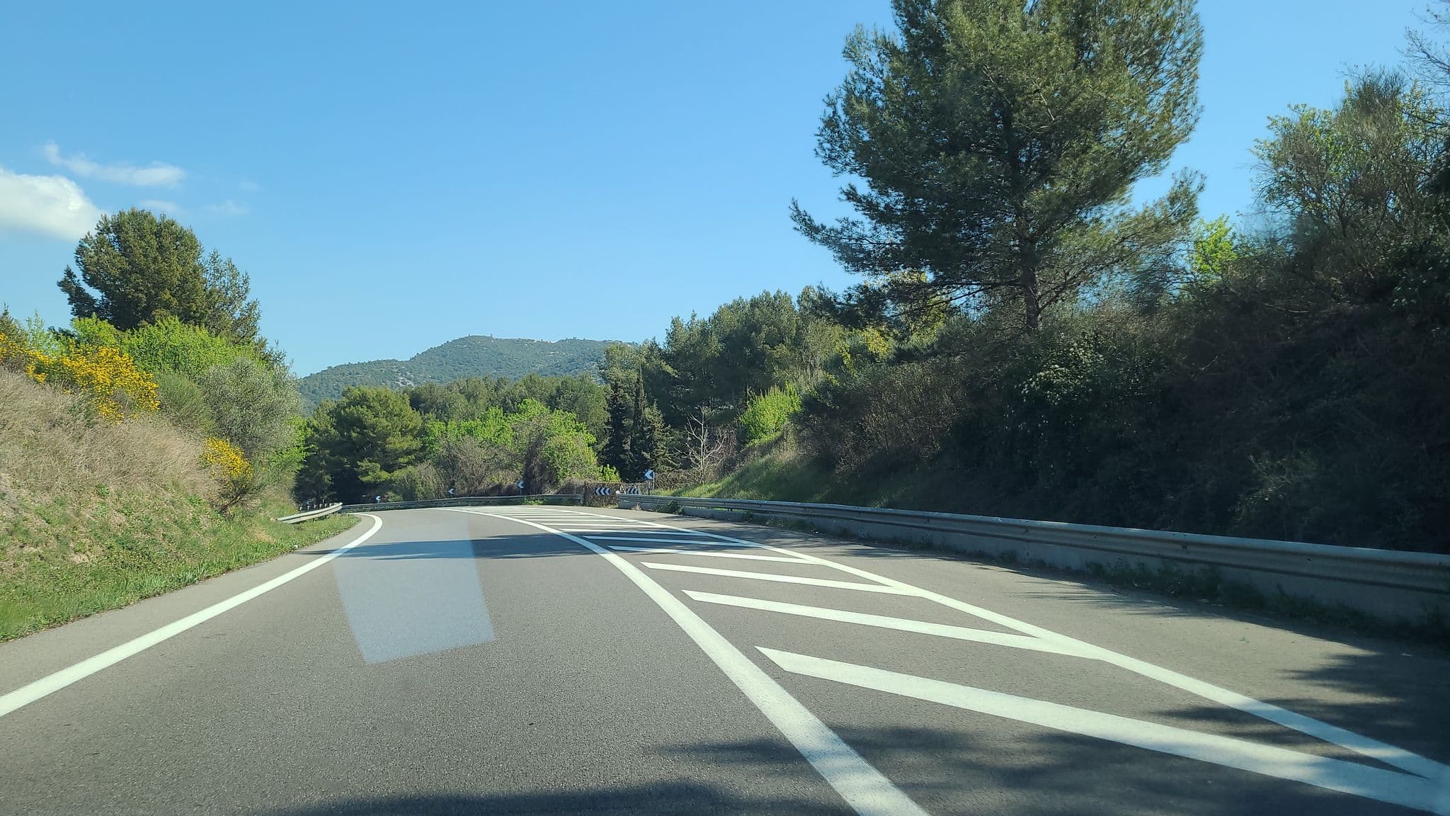 Street view near JKL家, Aubagne — © ccournede (CC BY-SA · Mapillary)