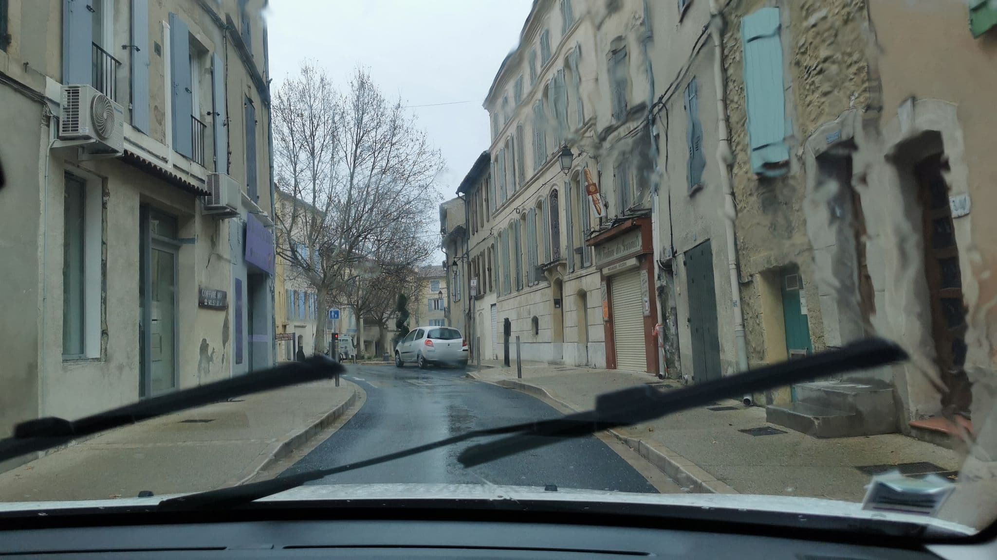 Street view near Boulangerie La Fontaine Des Gourmets, Eyguières — © yannisnadji (CC BY-SA · Mapillary)