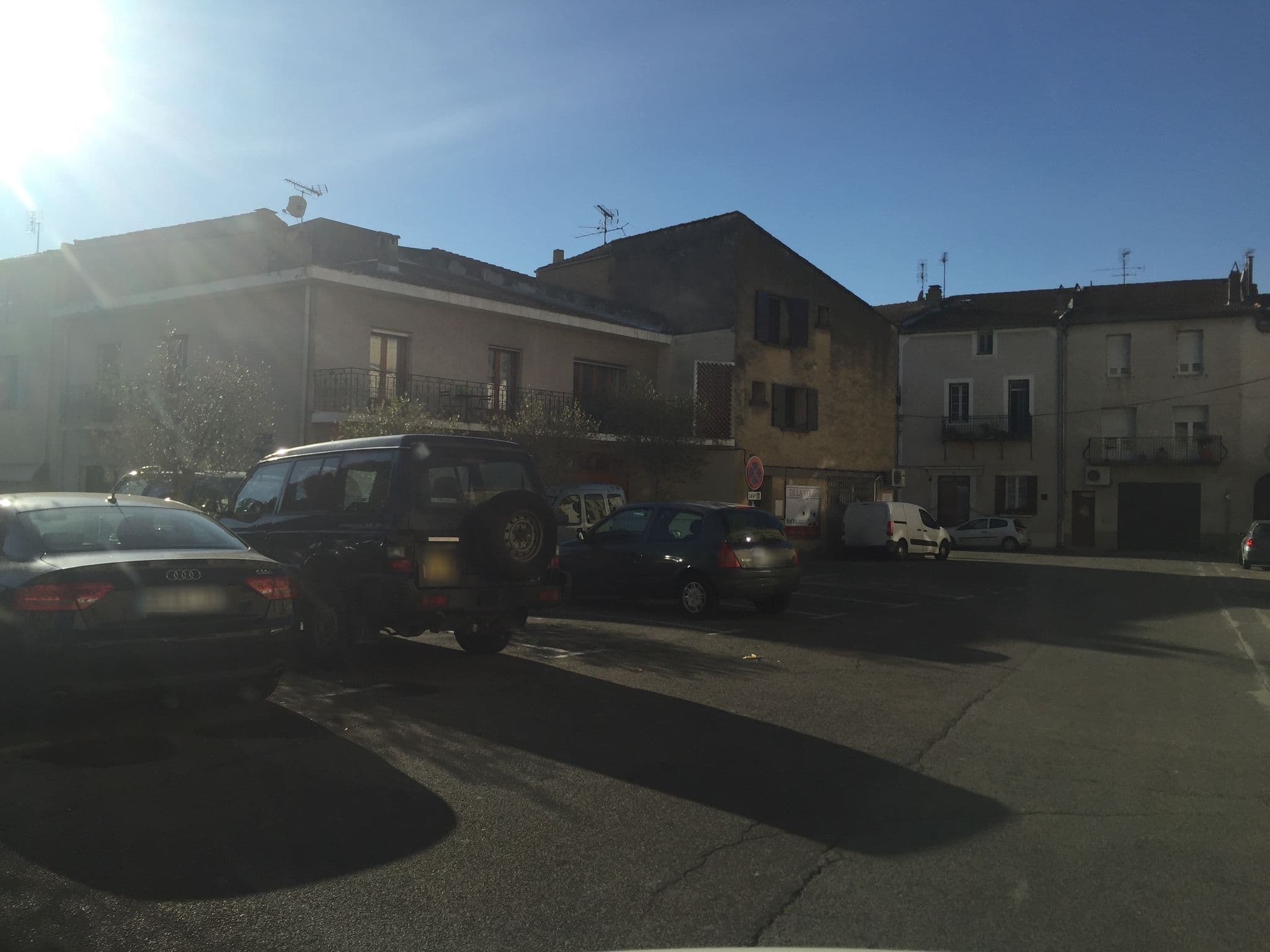 Street view near Gîte la Valentine, Bédarrides — © zimmy (CC BY-SA · Mapillary)