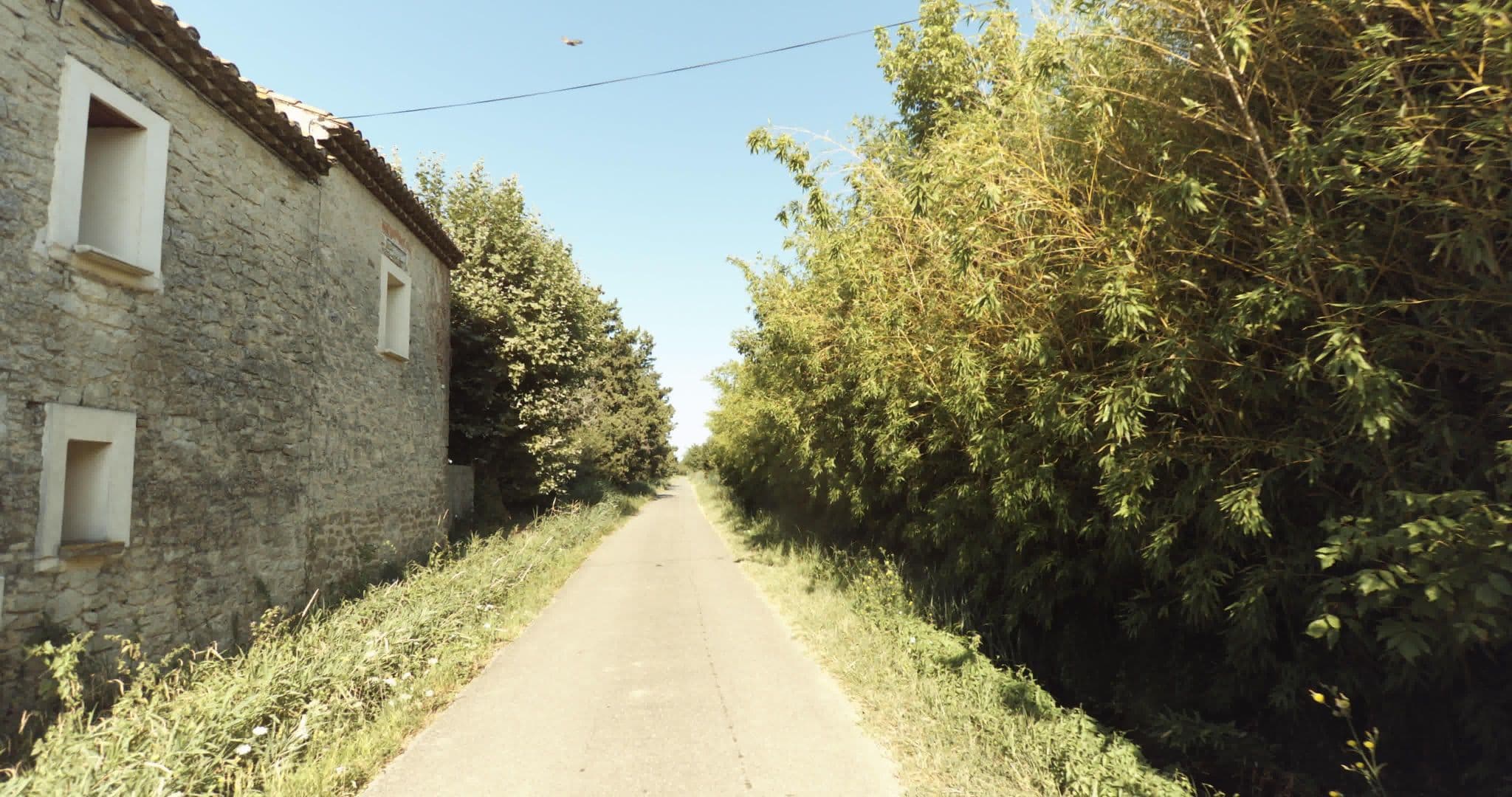 Street view near Mas de la Restanque, Monteux — © sogefi (CC BY-SA · Mapillary)