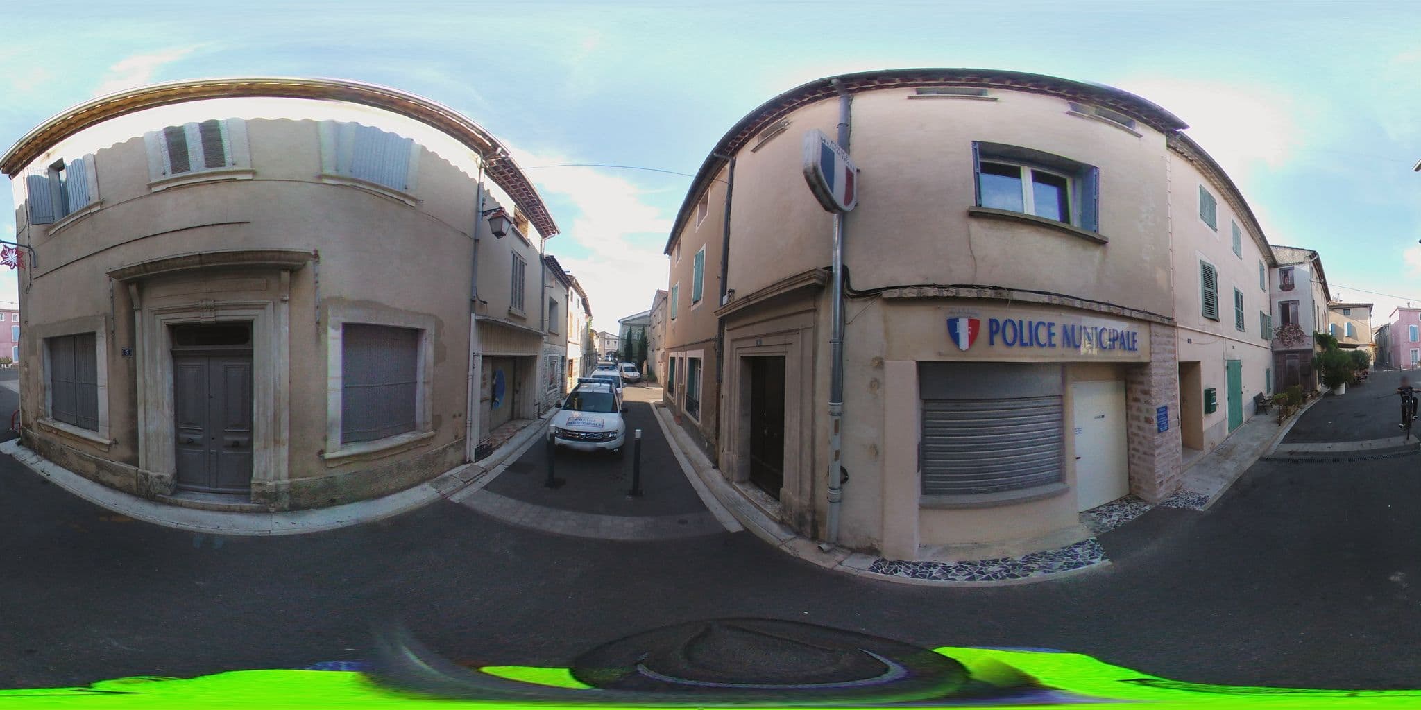 Street view near L'oustau Safr'ane, Monteux — © zimmy (CC BY-SA · Mapillary)