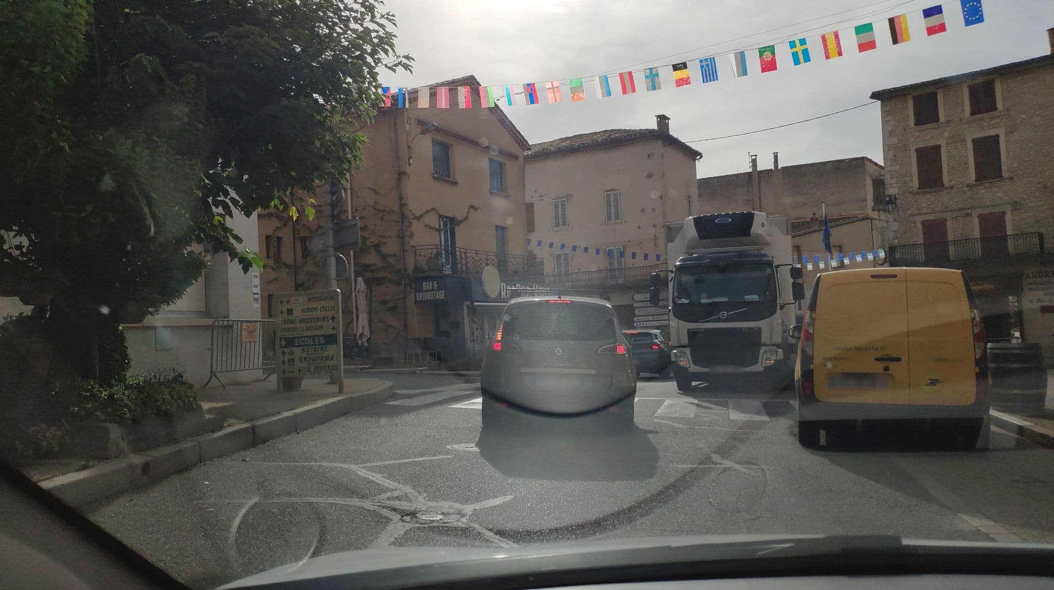 Street view near Le Grand Jas, Sault — © cabinetcourbi (CC BY-SA · Mapillary)