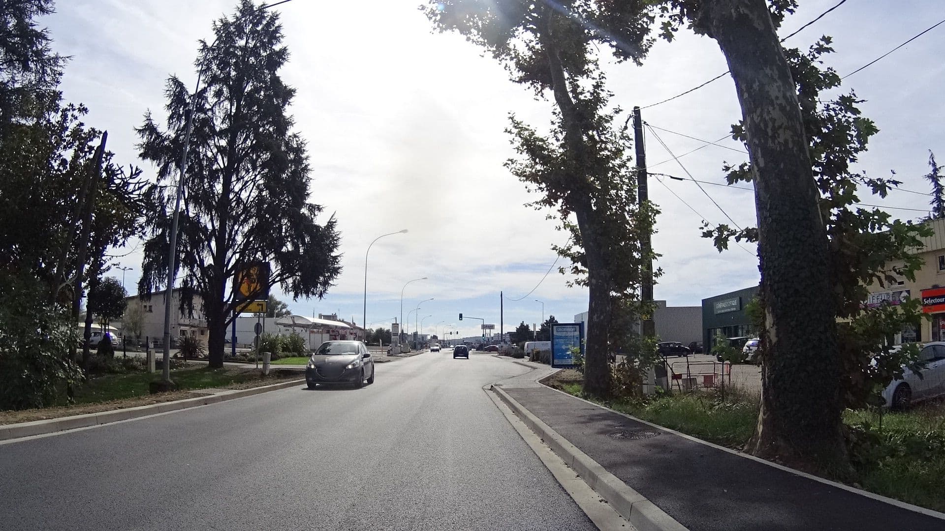 Street view near Selectour - L'Instant Voyage, Boé — © philamos (CC BY-SA · Mapillary)
