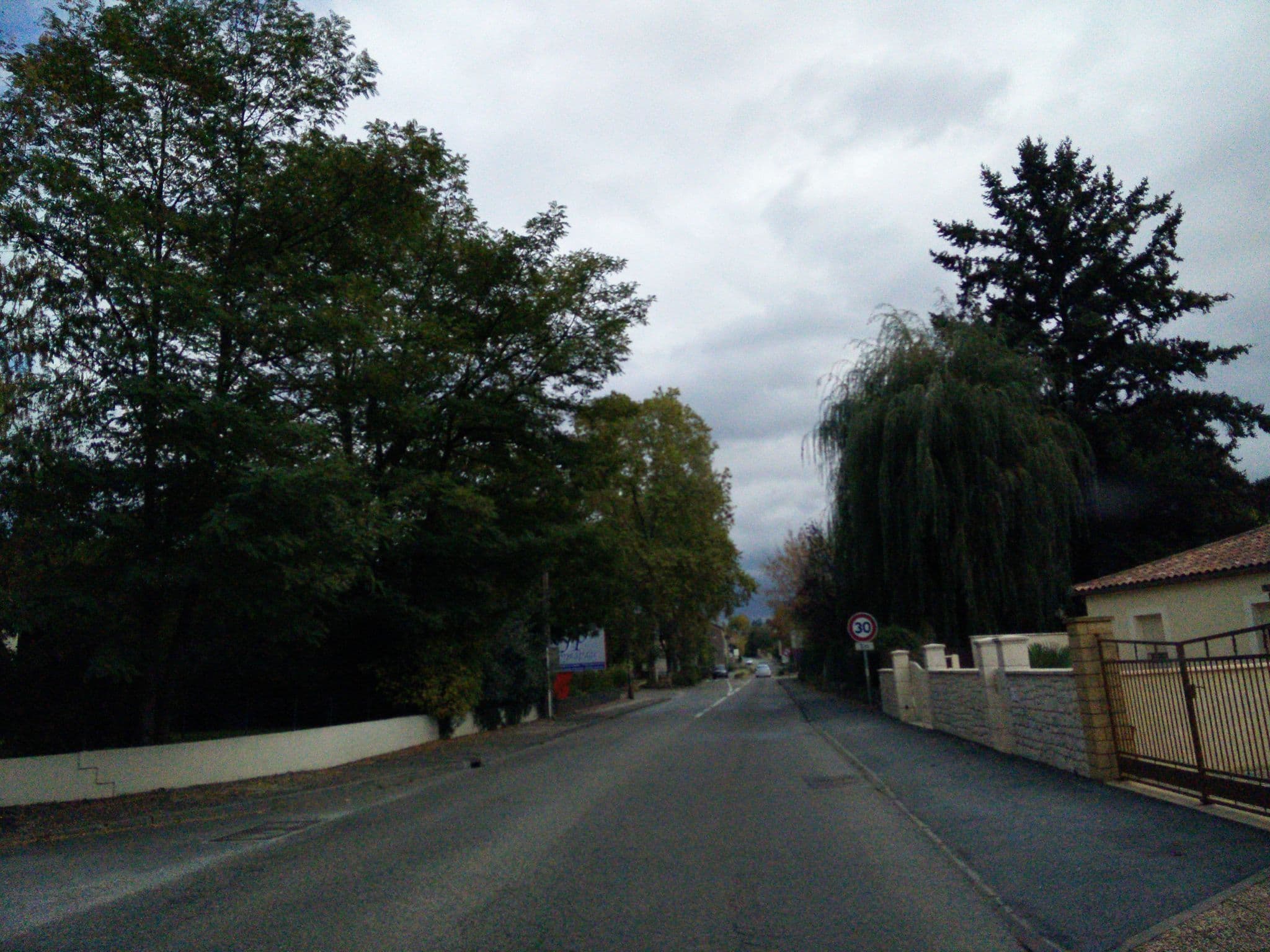 Street view near Le Relais Gabin, Prayssac — © volucris (CC BY-SA · Mapillary)