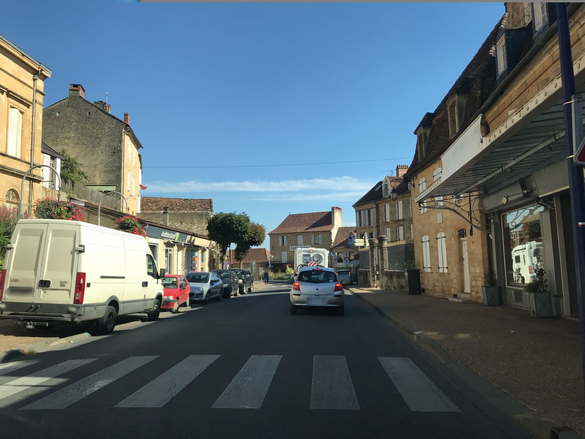 Street view near Selectour - Fitour Voyages, Gourdon — © unmap (CC BY-SA · Mapillary)