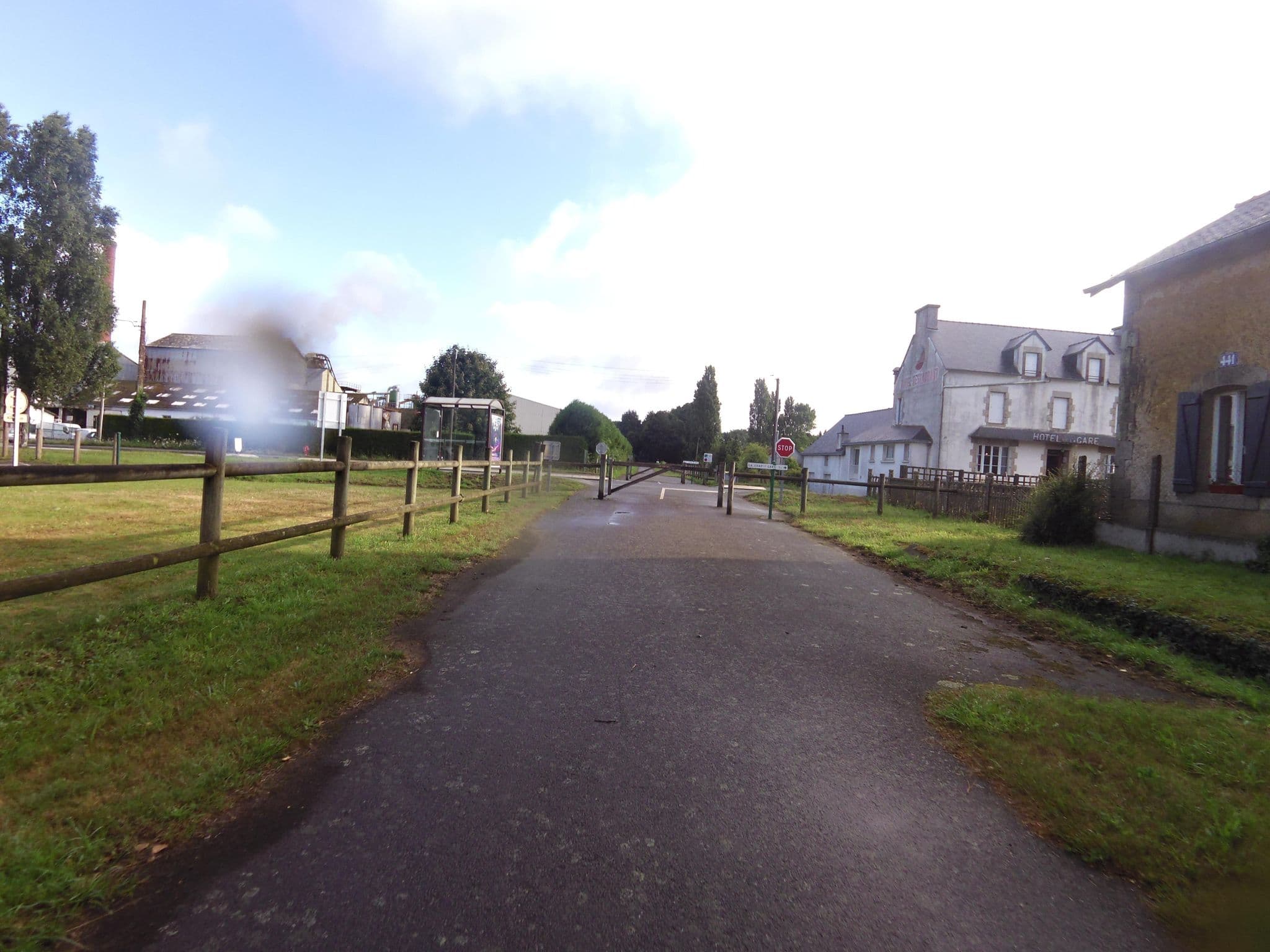 Street view near Hôtel-Restaurant de la Gare, Guillac — © hamlet (CC BY-SA · Mapillary)